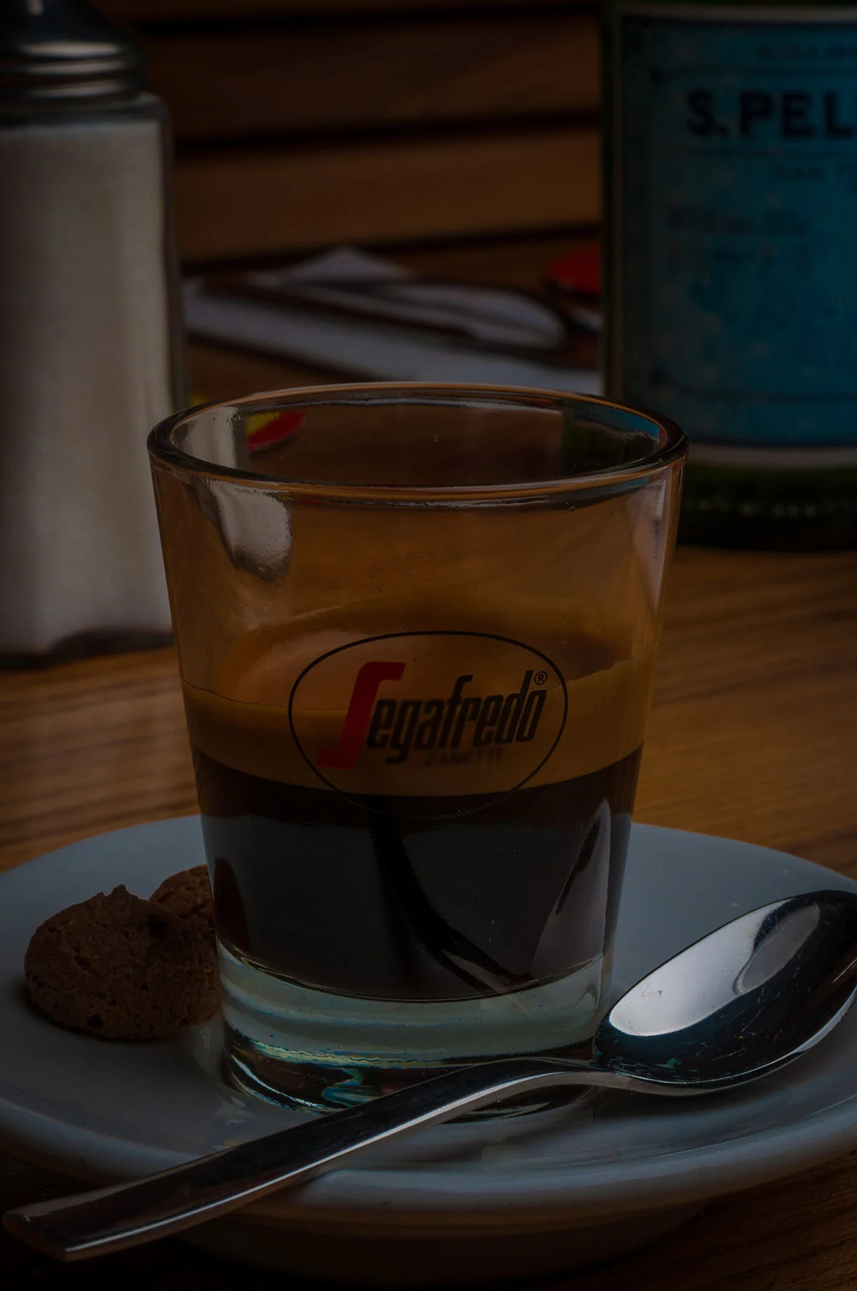 bg_caffé_dark.jpg