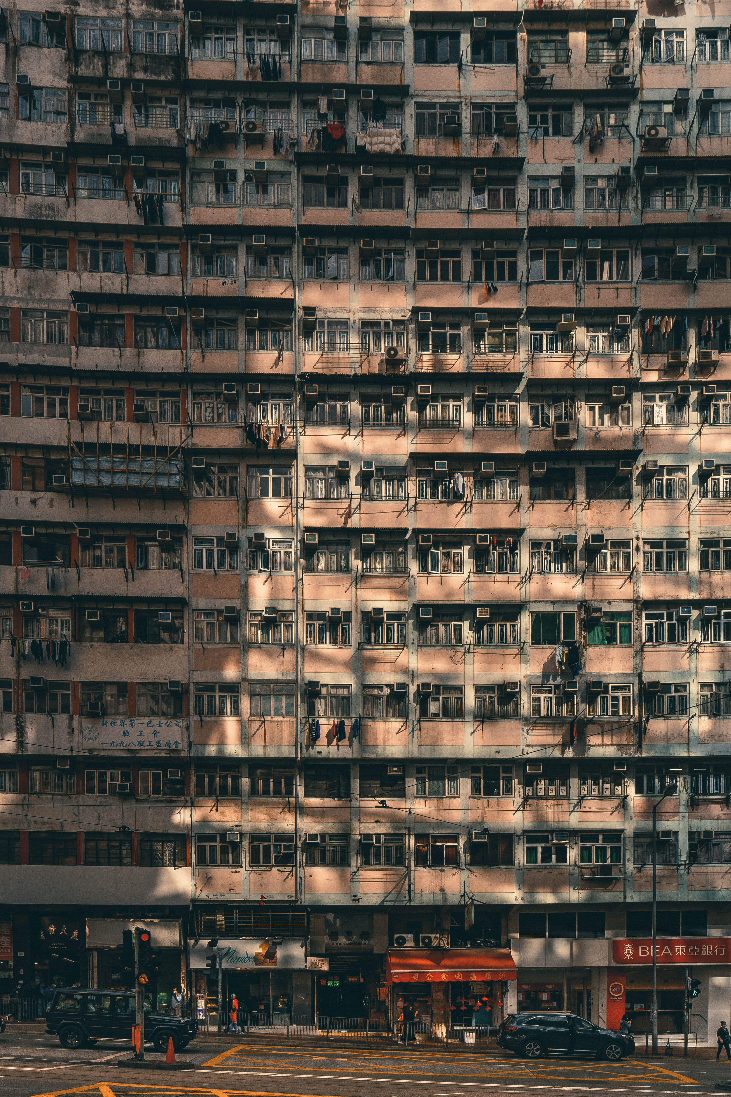 Hong Kong Photography _ Monster Building  _ Ellie Dyduch