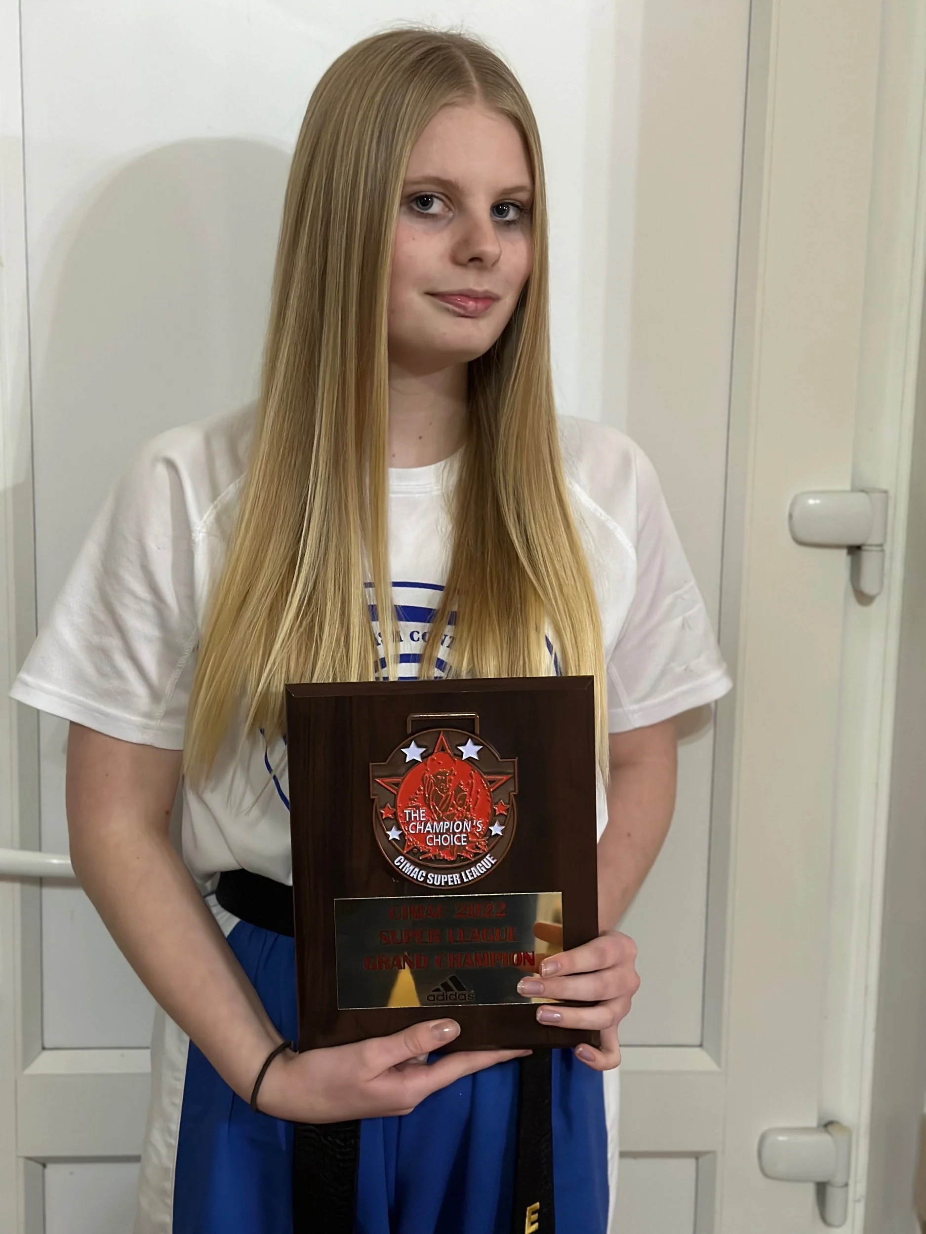 Flipper is Cimac Grand Chqmpion