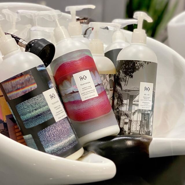 #shoplocal with R+Co &amp; Bea Rose Salon. The @randco sale is on!🧖🏻&zwj;♀️
All R+Co Shampoo &amp; Conditioner sets are now 50% off! This exclusive flash sale directly supports small salons like ours. Click the link in our insta bio &amp; indulge a