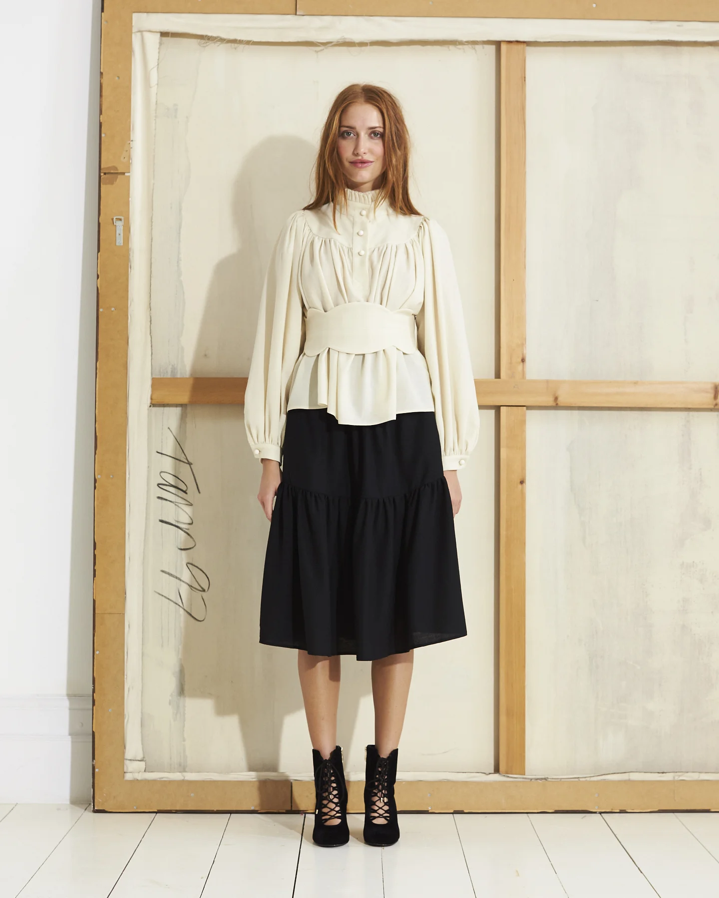 ANNA_MASON_AW17_ANNA_MASON_AW17_KASIA_BLOUSE_VENUS_SKIRT_185.jpg