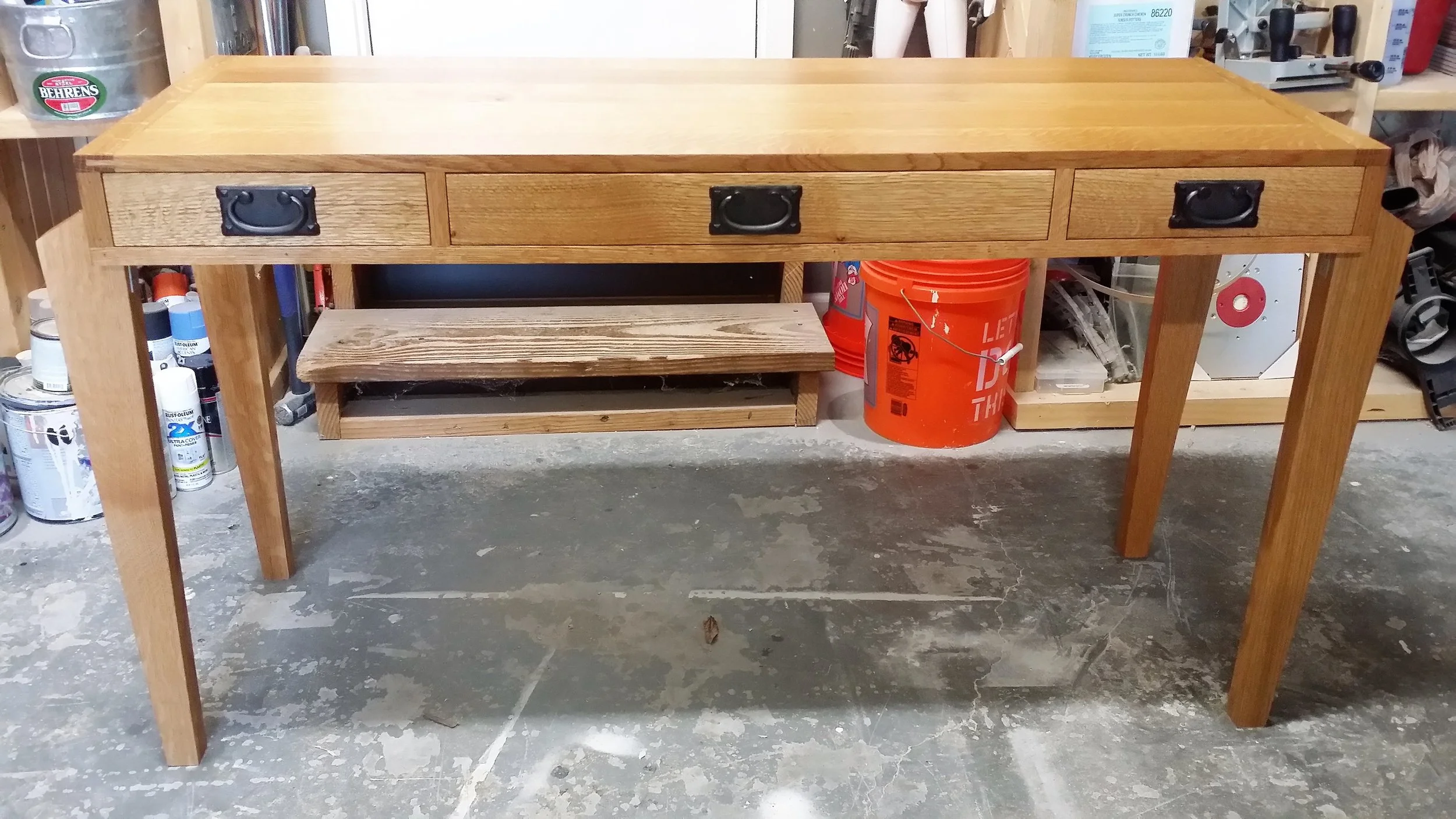 raygun_desk_02.jpg