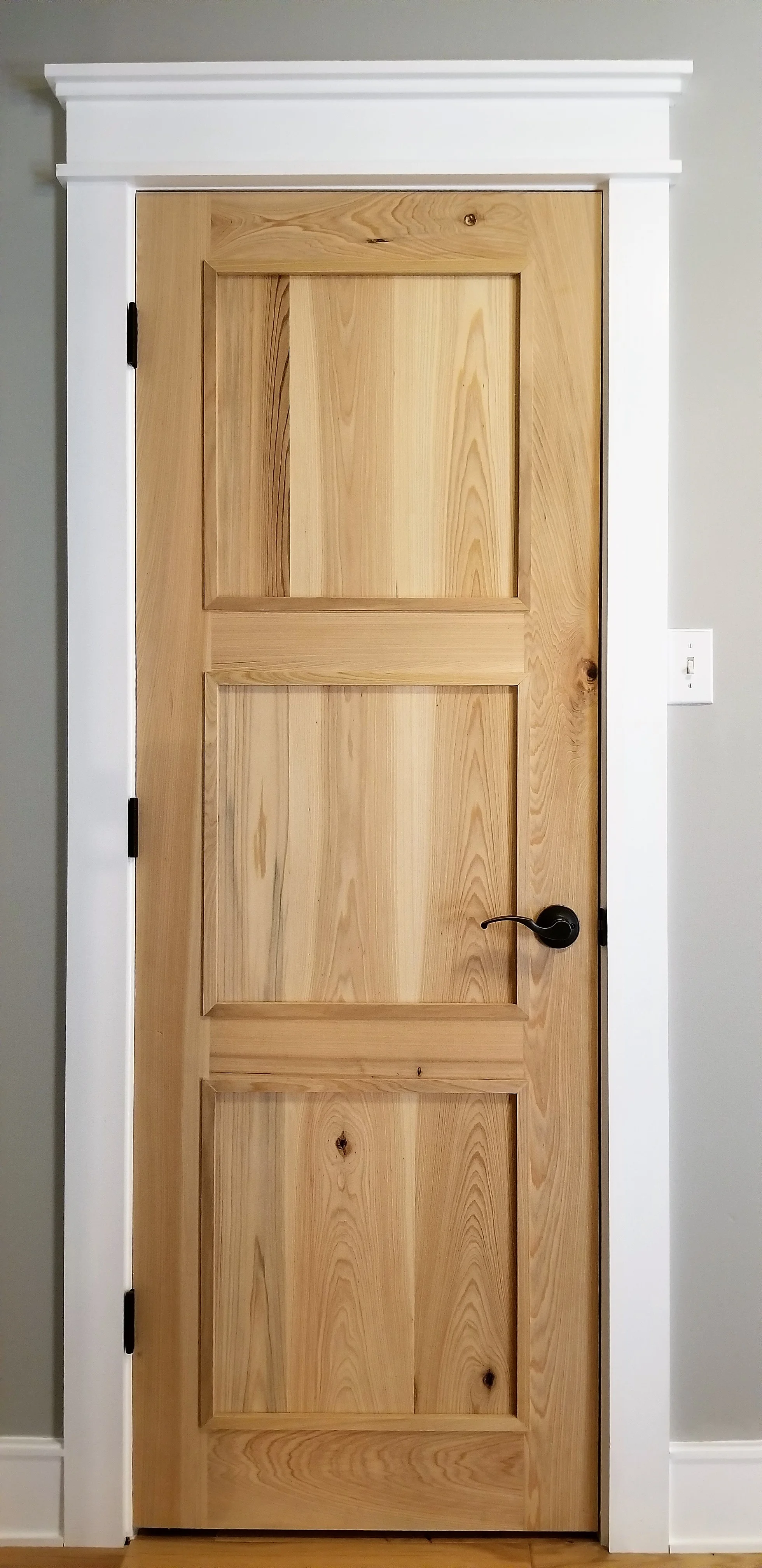 cypress_door_01.jpg