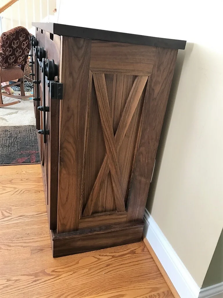 walnut_sideboard_03.jpg