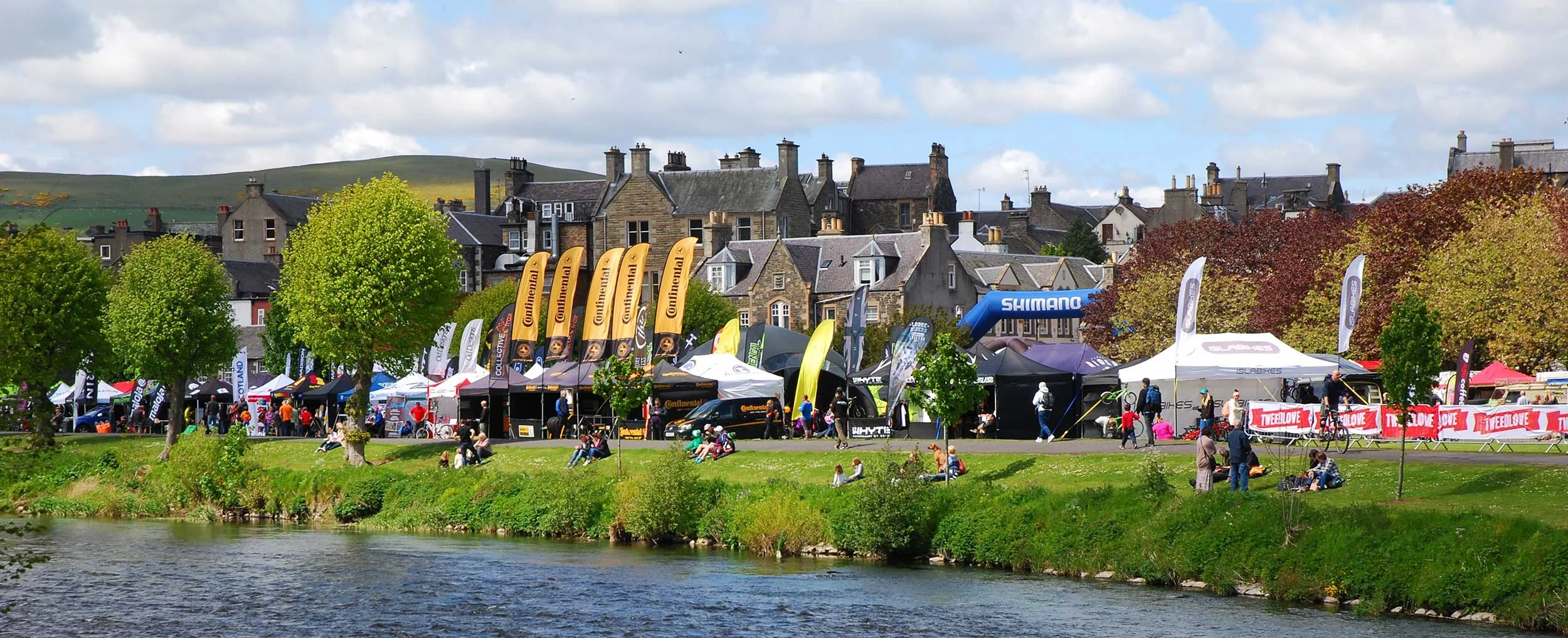 41.-TweedLove-on-Tweed-Green,-Peebles.jpg