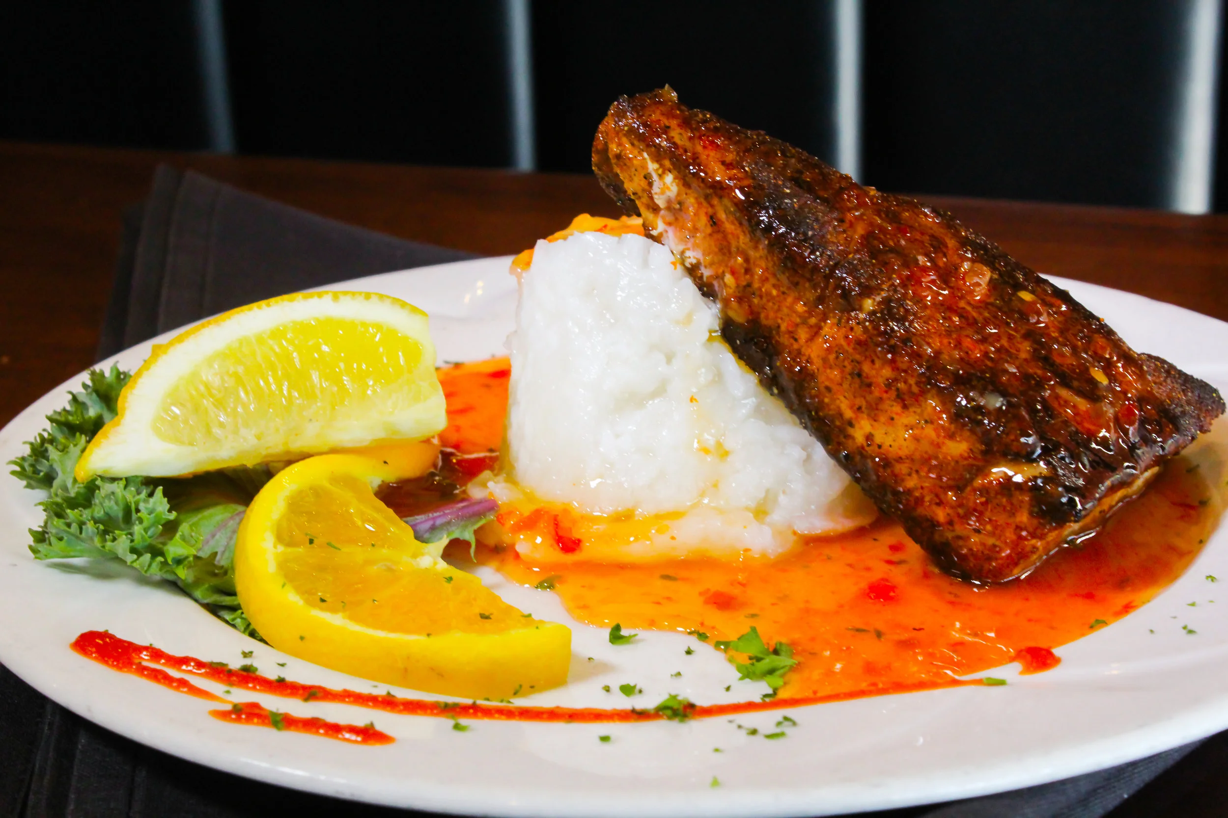 Theo's Bar and Grille