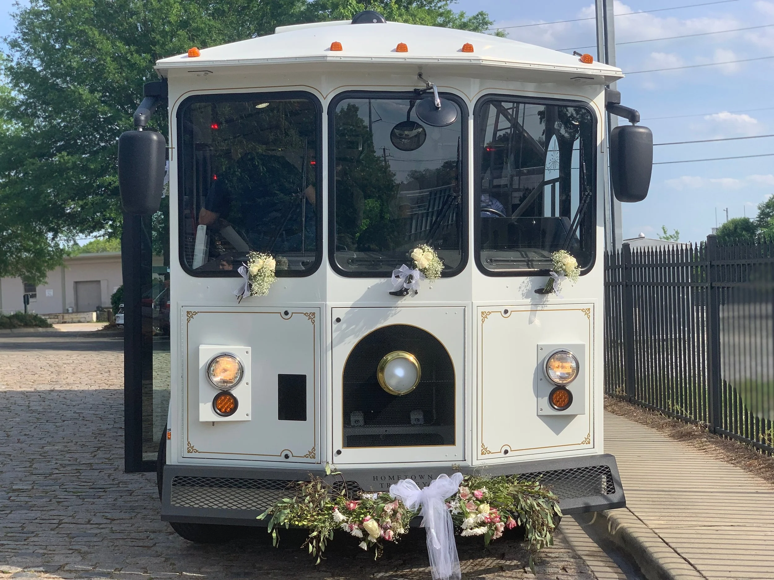 Great Raleigh Trolley with floral decorations for wedding