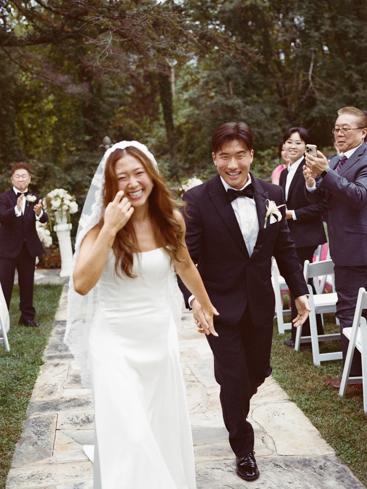 Alex &amp; Erin 🩷 this wedding&hellip; so gorgeous, fun, full of love and a good ass party. Their families were also incredibly welcoming, greeting me with warm smiles and genuine kindness, and it was inspiring to see how lovingly they worked to bri