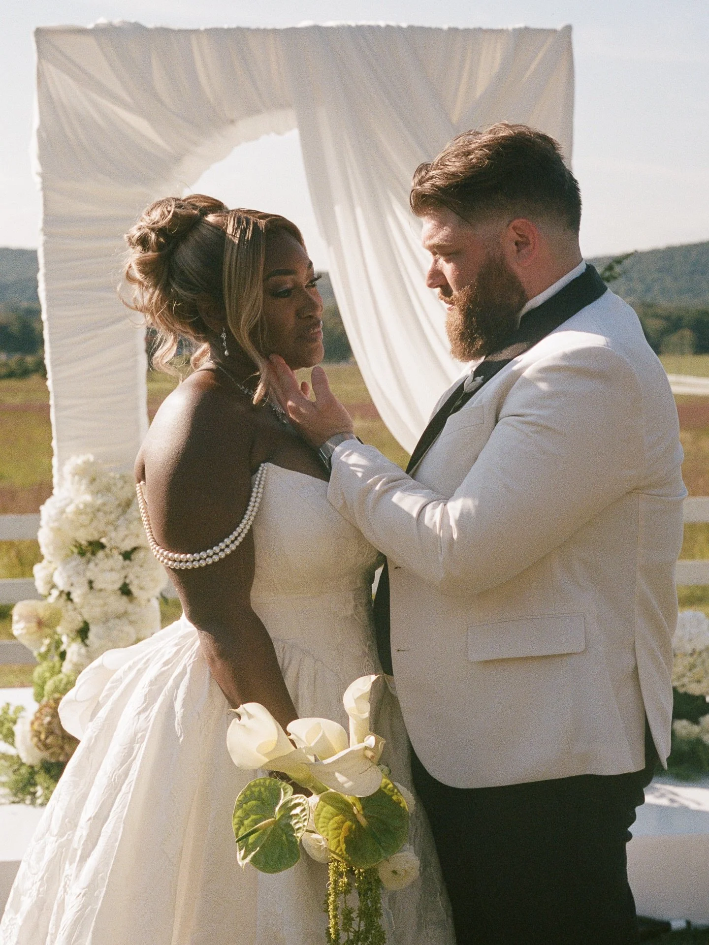 Some more film photos of Sh&aacute; and Jacob💘
.
.
.
#virginiaweddingphotographer #virginiaweddingfilmphotographer #weddingfilmphotographer #dmvweddingphotographer #novaweddingphotographer