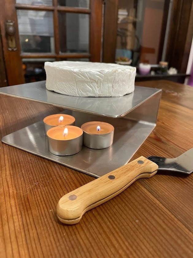 Tealight Cheese Warmer with Cheese Knife