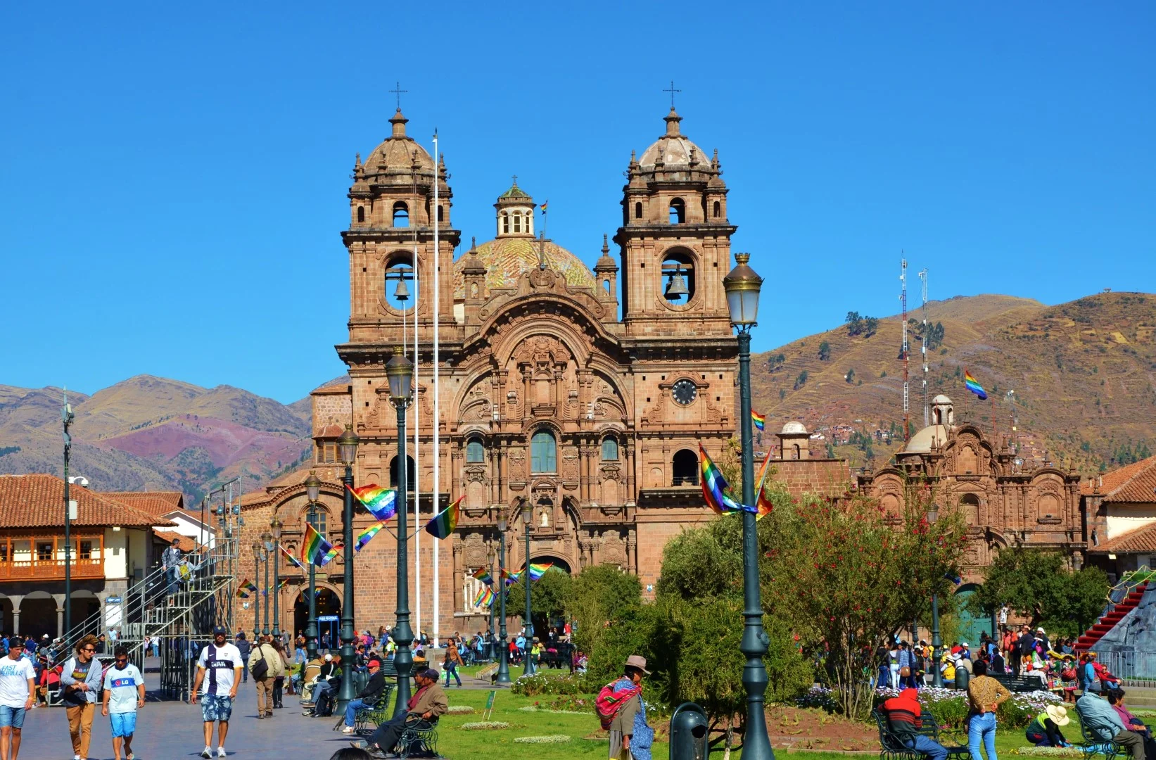   CUSCO-Plaza De Armas  &nbsp; 
