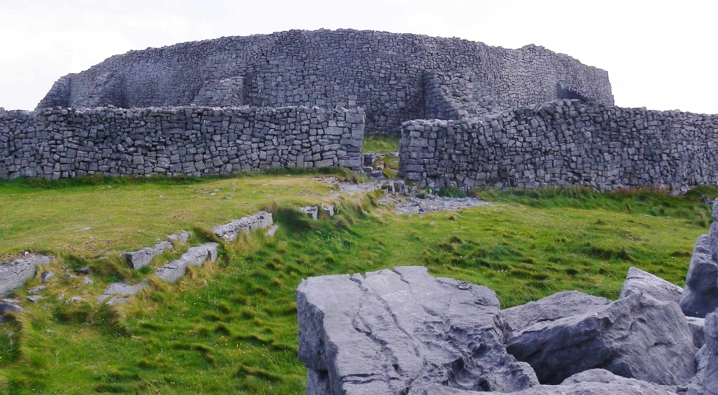   Circular Stone Fort -Dun Aonghasa 1500-1100 BC   