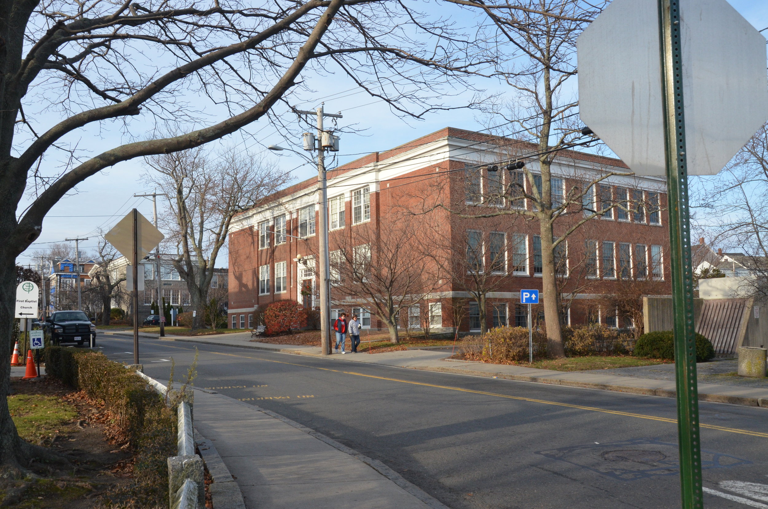   First Rockport High School —On site of the Old cotton Mill —    Tarr school is just up the street  and harbor is 200 yards down the street     Grades 7-12 went here until new school was built in mid 60s     We had split sessions     Grades 10-12 we