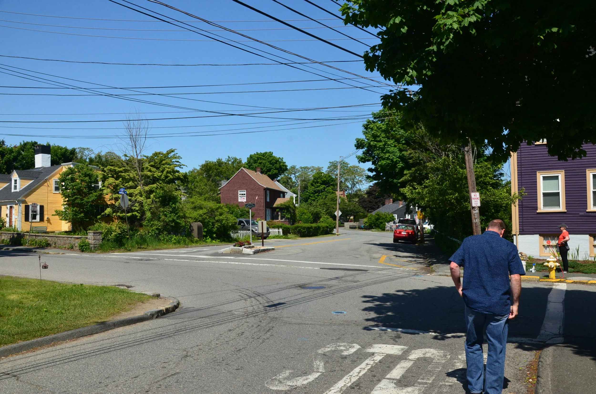  T his is just yards  the street from Kerry house —Look further up the street     The black houes on the right is where we grew up     Big space at the end of the street —Huge Elm was once there   