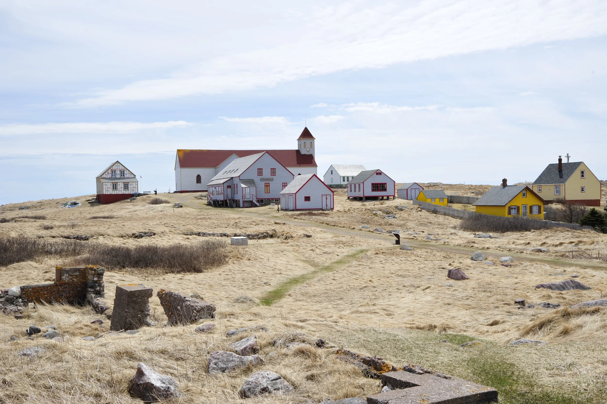  lle aux marines-Island of sailors   located 3/4 mile off shore / first settltement 1604  population was 600 in 1940’s and early 50’s   abandoned mid 60’s —village still intact          