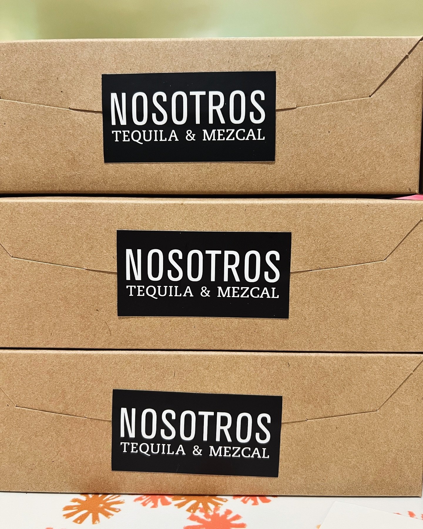 Our @nosotros Mini Mezcal Donut Flights are ready for you! 

Each box contains the following flavors:
🍓Strawberry Margarita - Fresh strawberries folded into an orange zest dough. Dipped in a strawberry tequila glaze.

🥓 Bacon Matador - Juicy pineap