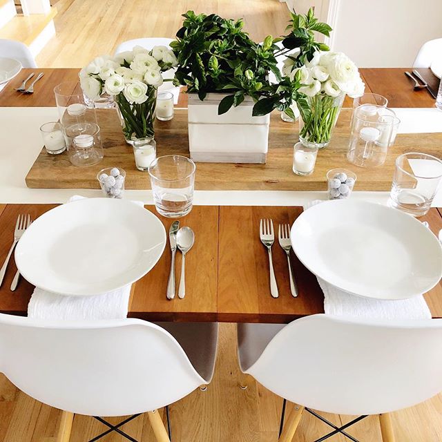 We love having friends over for dinner...here is my RECIPE for &ldquo;a&rdquo; simple, yet sophisticated table setting🍽:
⭐️
INGREDIENTS:
&bull;White paper rolled down the middle of the table secured underneath with painters tape at each end. &bull;A