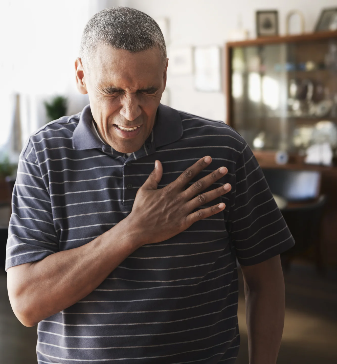 Man with chest pain.jpg
