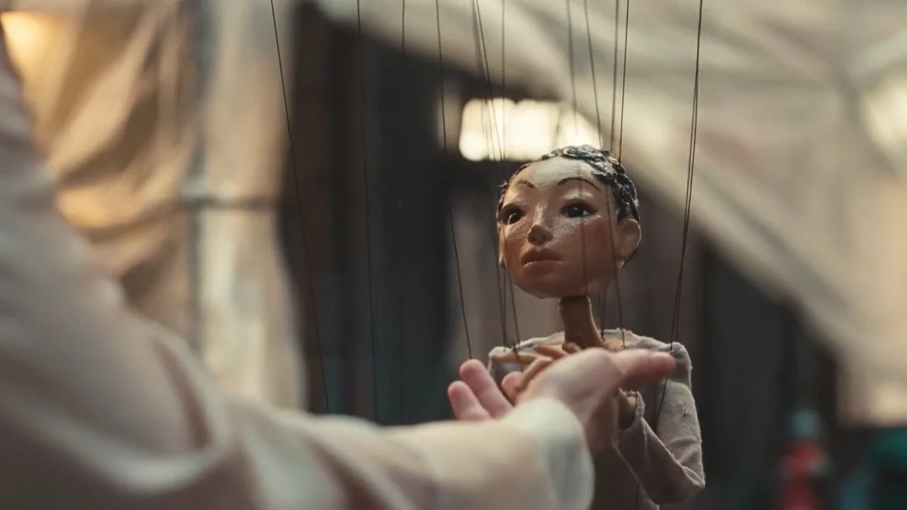 Wunderschöner Film mit einer Marionette - geführt von Karin Schäfer
