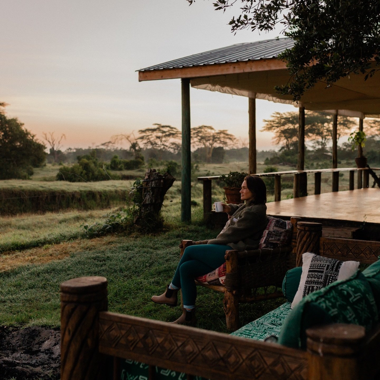 Freshly brewed Kenyan coffee in hand, the sun tipping over the mountain and slowly illuminating the surrounding wilderness, birdsong erupting all around you. Another magical morning at @thesafaricottages ☀️

.

#thesafaricottages #olpejeta #kenyasafa
