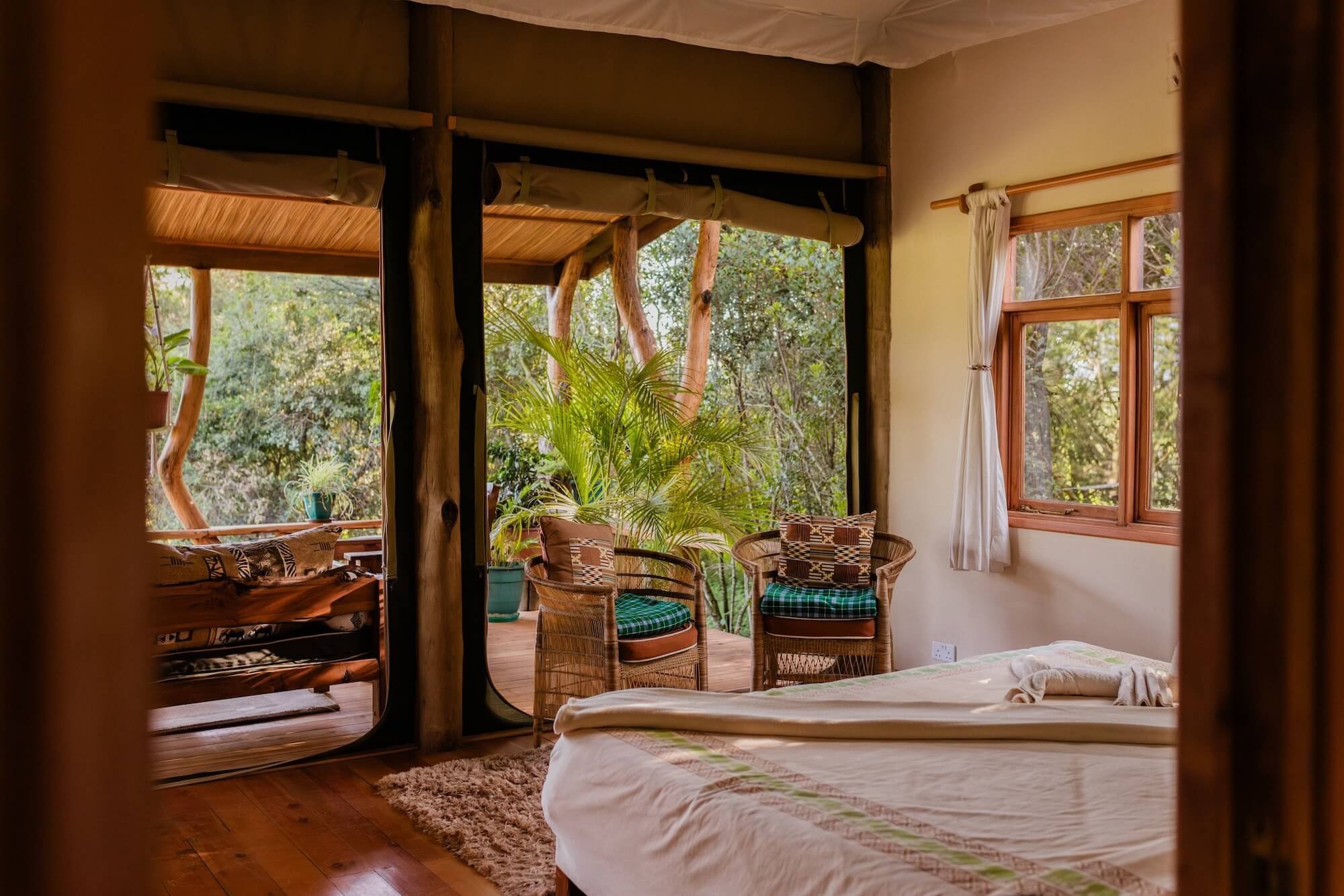 one bedroom safari cottage bedroom