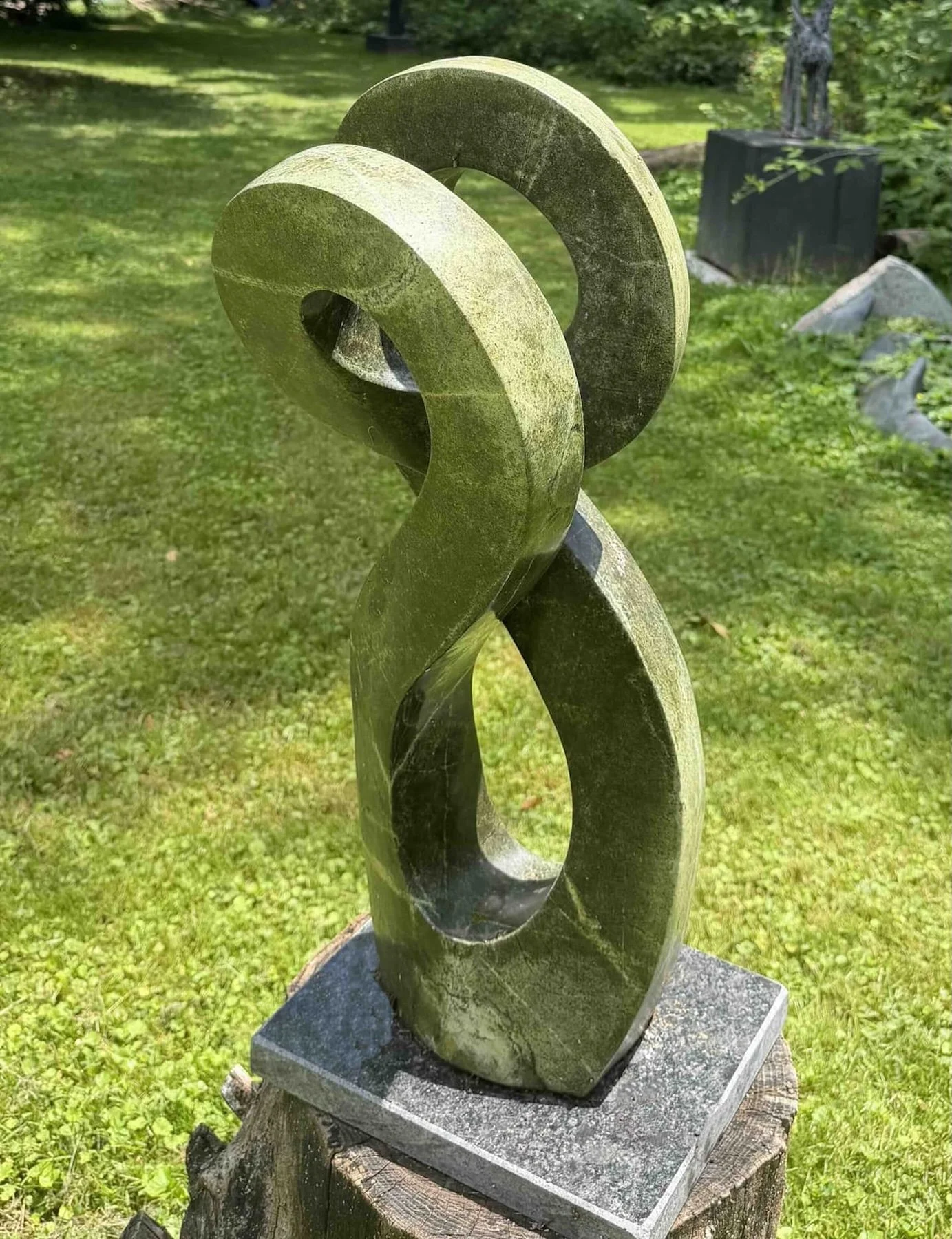 "In Circle"