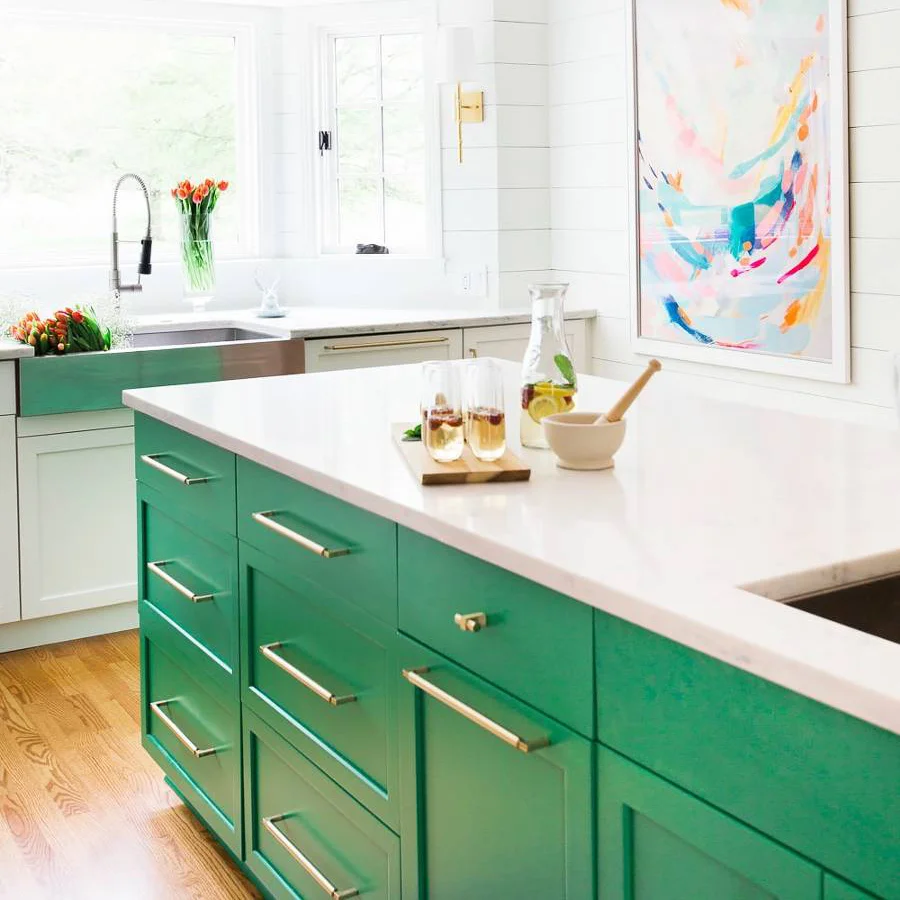 tk-kitchens-giving-the-all-white-look-a-run-for-its-money-1853786-1469822553.900x0c.jpg