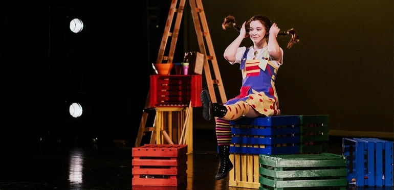 Dečja plesna predstava "Pipi duga čarapa" Plesnog teatra Velenje u bašti SKC u okviru Belefa 