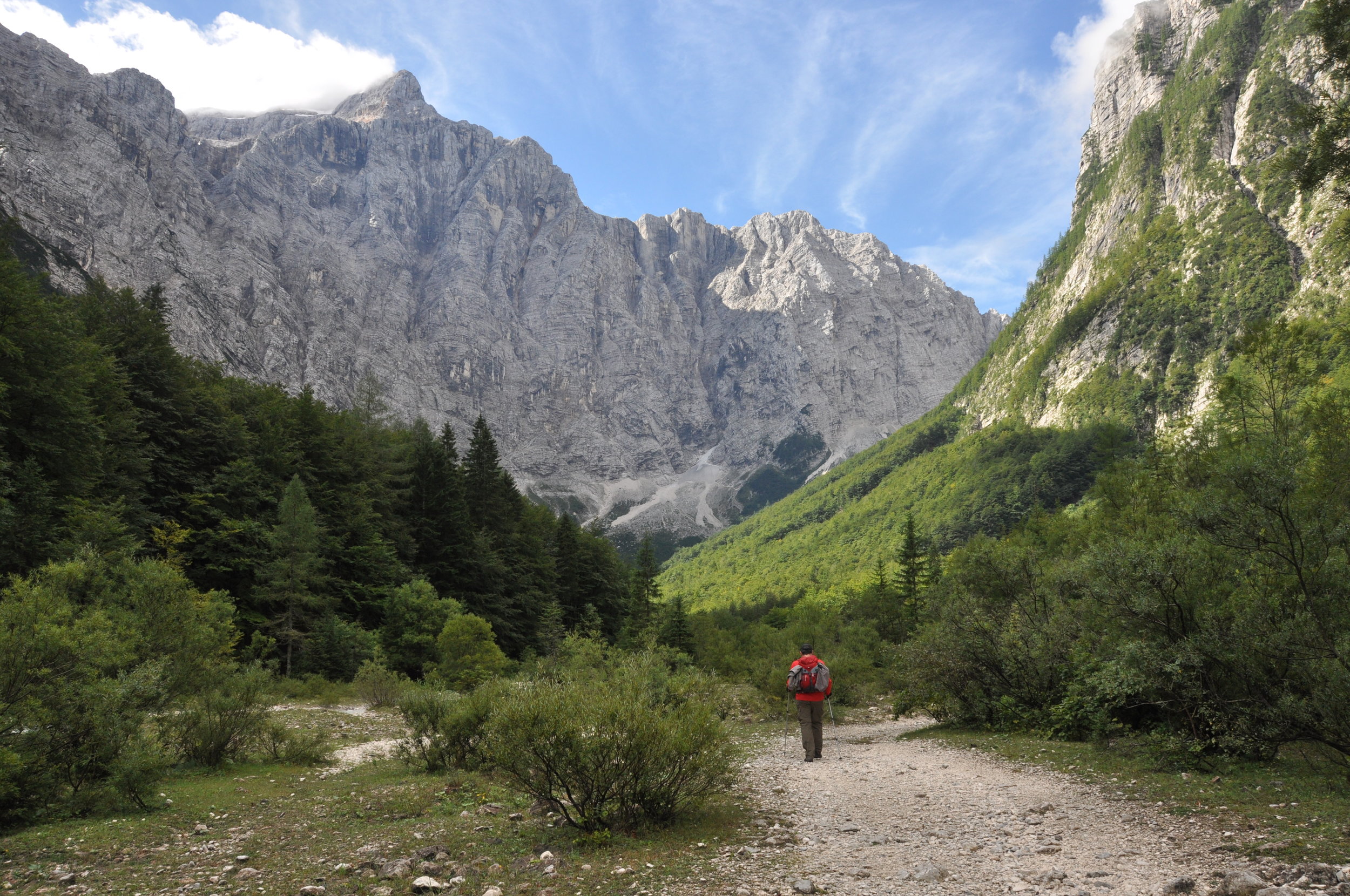 IZLOŽBA "PLANINCI SLOVENSKEGA DRUŠTVA SAVA PO HRIBIH BALKANA" BRANKA ZORKA