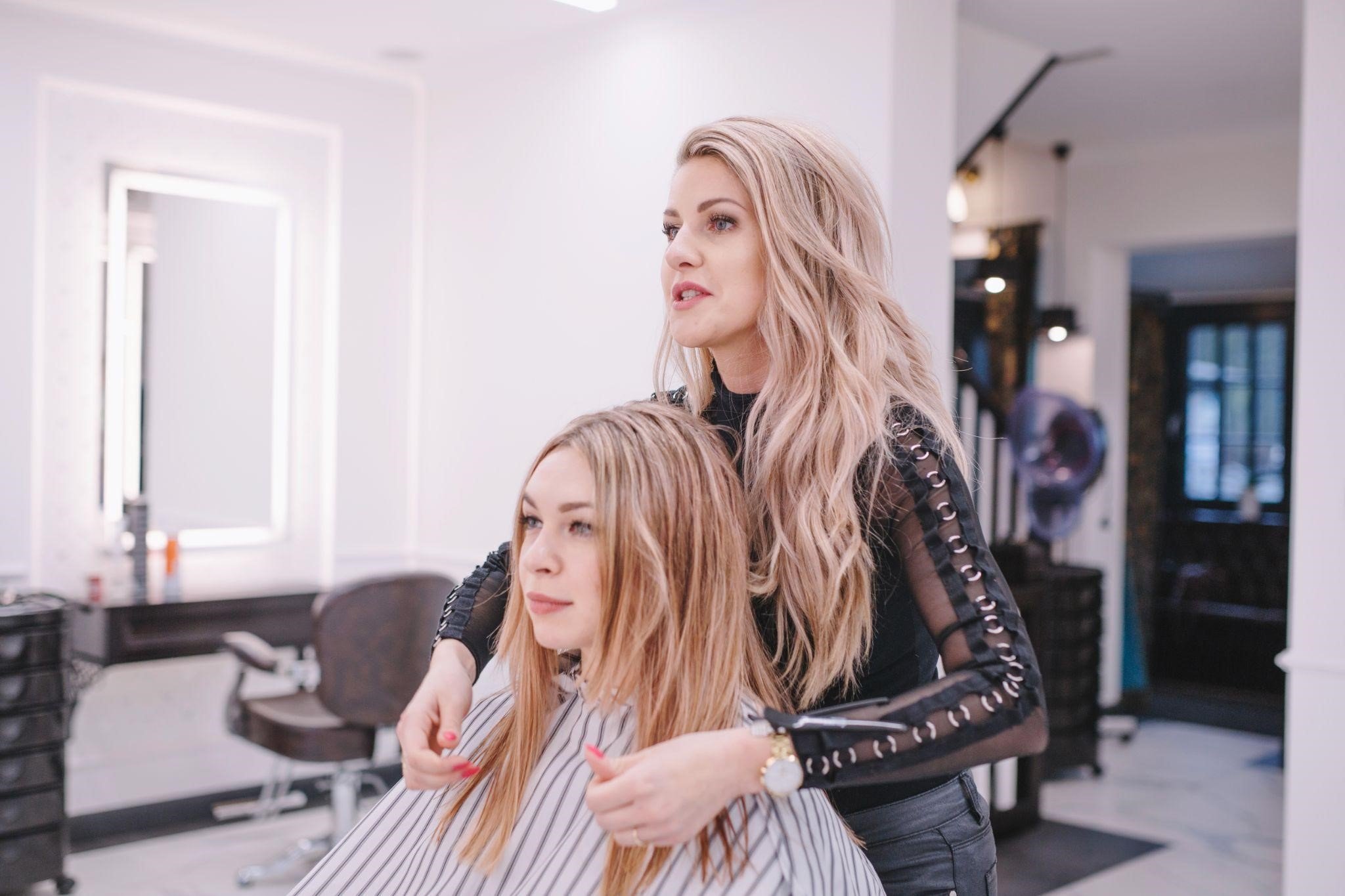 Best Hair Salon in Mississauga for Women: Blowouts, Cuts, Colouring, &amp; More