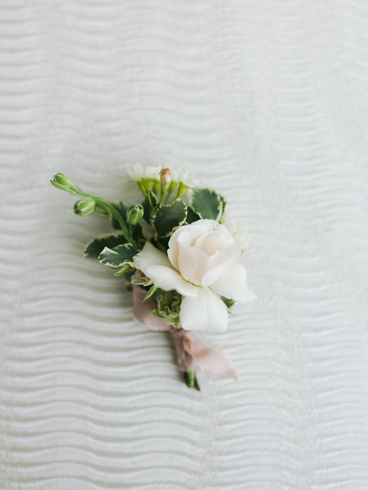 The Charlotte || Boutonniere