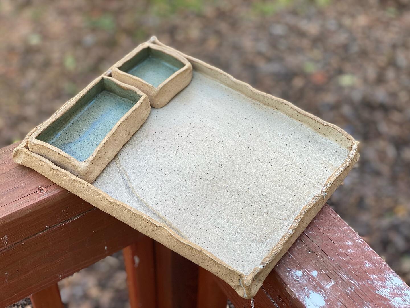A few pieces I will have tomorrow. The first is a sweet little tray with two removable square condiment boxes. It kind of gives me bento box vibes. The second is a heavy casserole dish. I think I only have 3 of these left. Come see me tomorrow in the