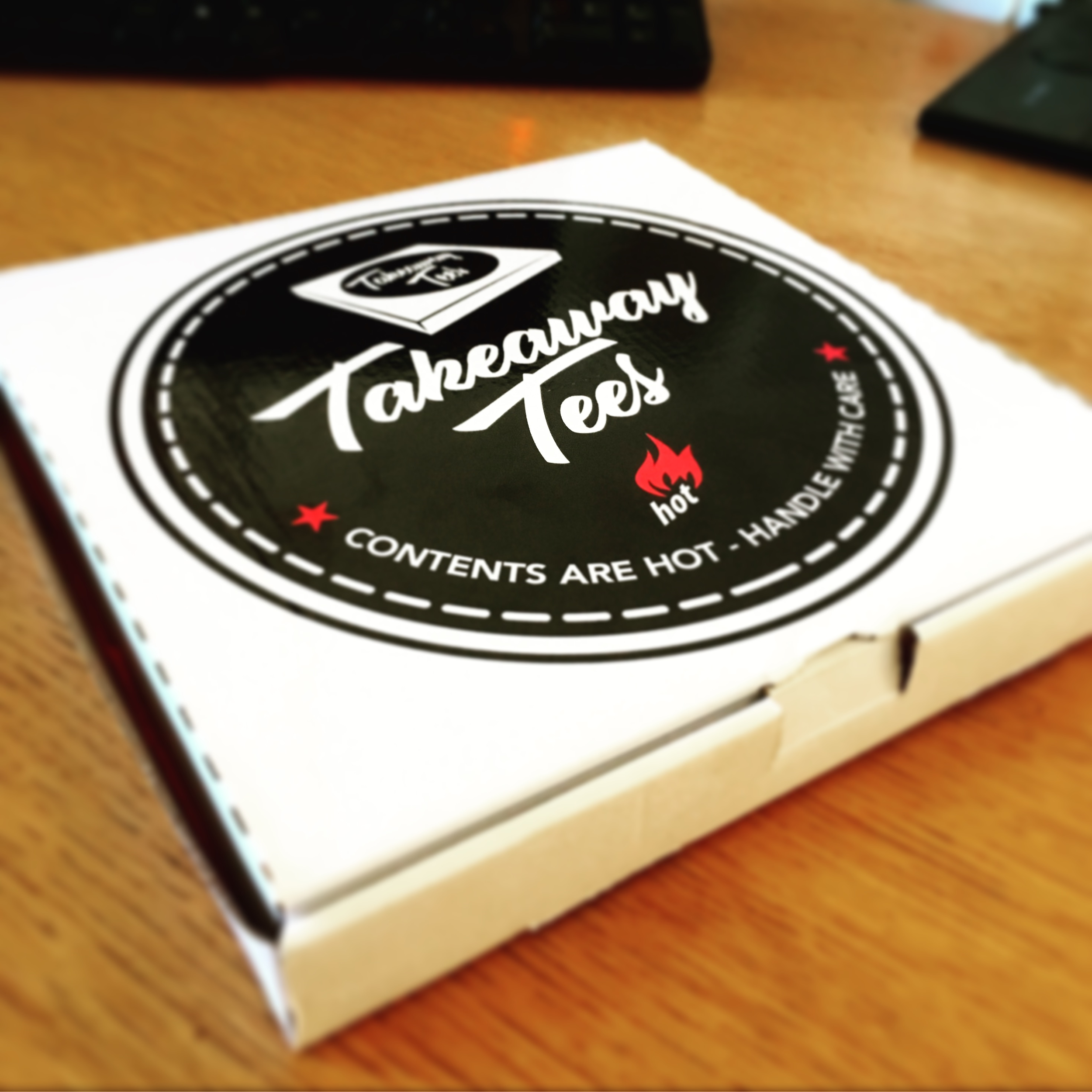 custom-packaging-packing-box-stickers-printing-printers-the-print-locker-uk.png