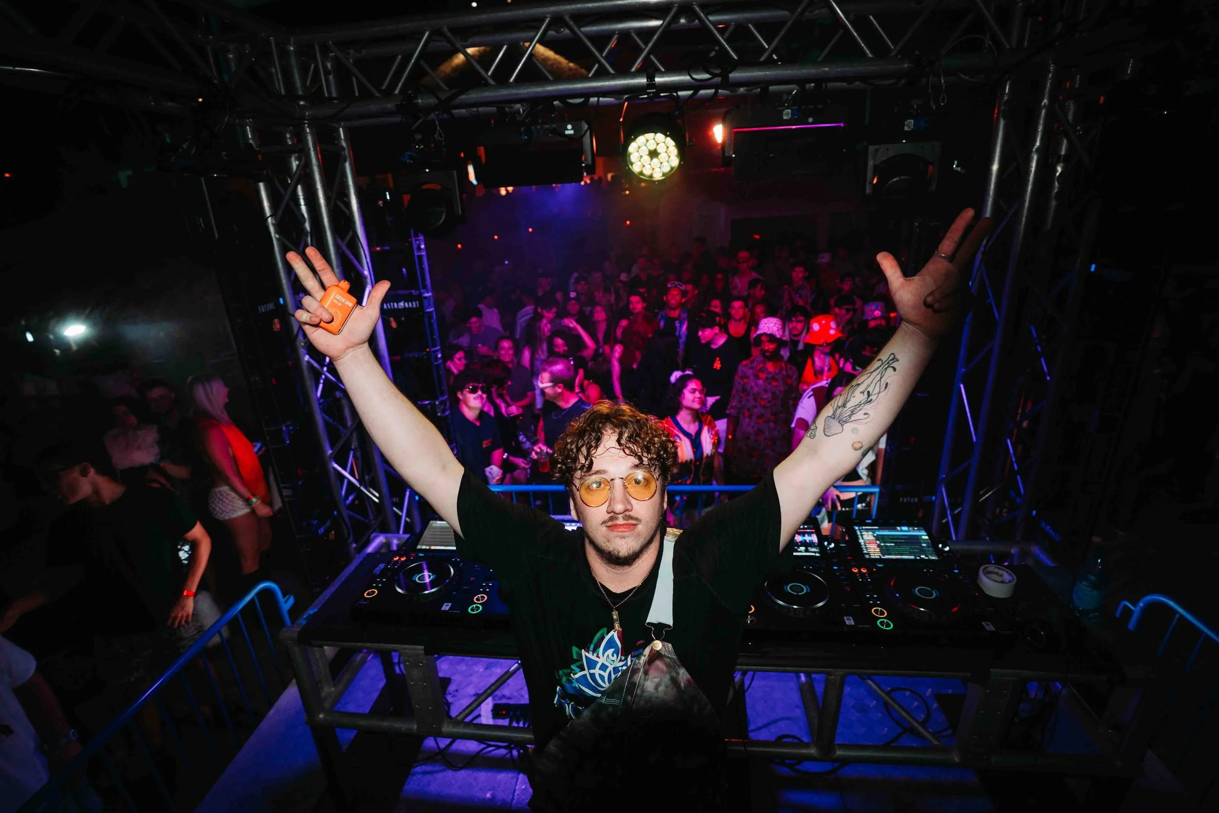 dannyteemedia-7300493.JPG
