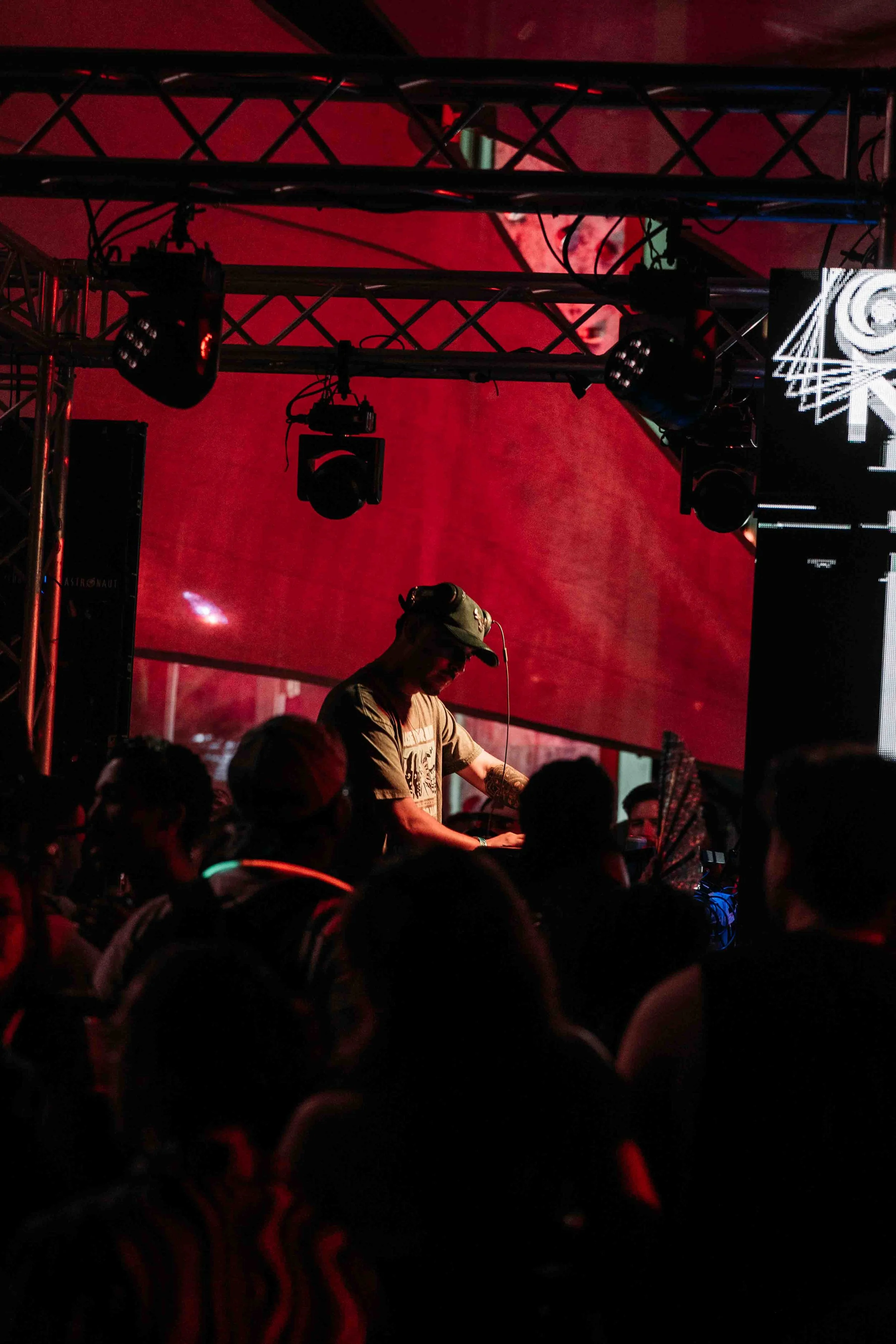 dannyteemedia-7300706.JPG
