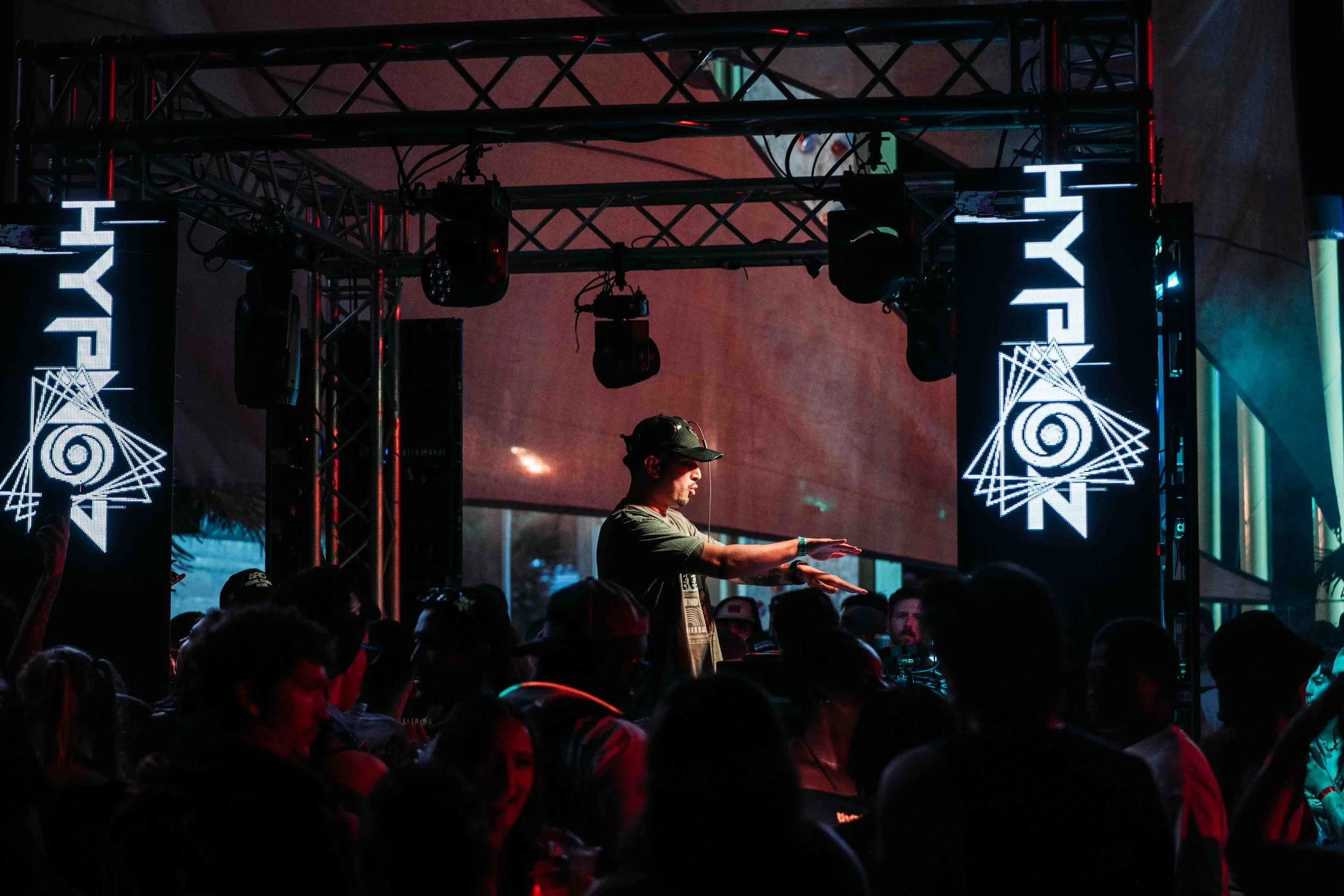dannyteemedia-7300715.JPG