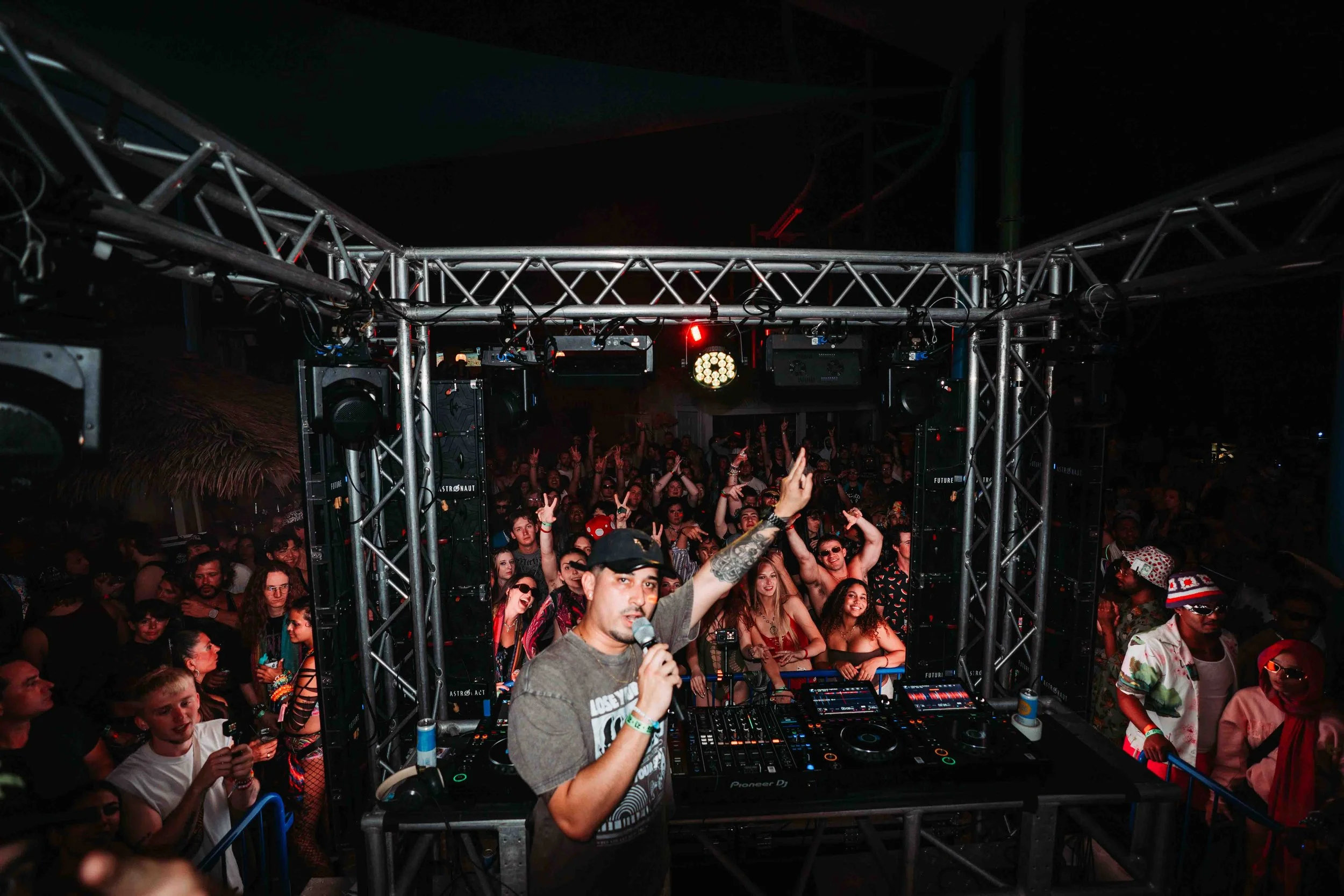 dannyteemedia-7300883.JPG