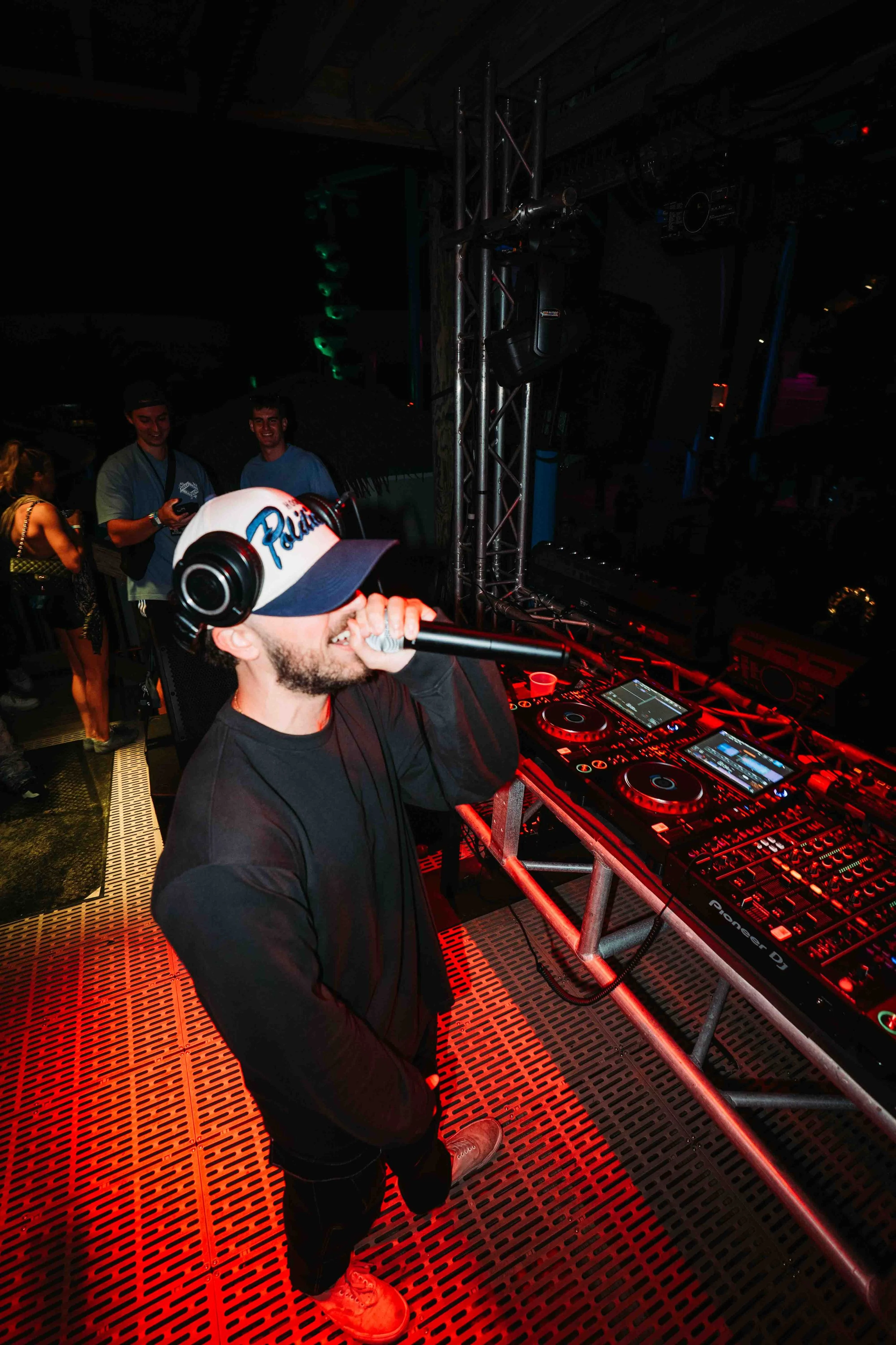 dannyteemedia-7304619.JPG