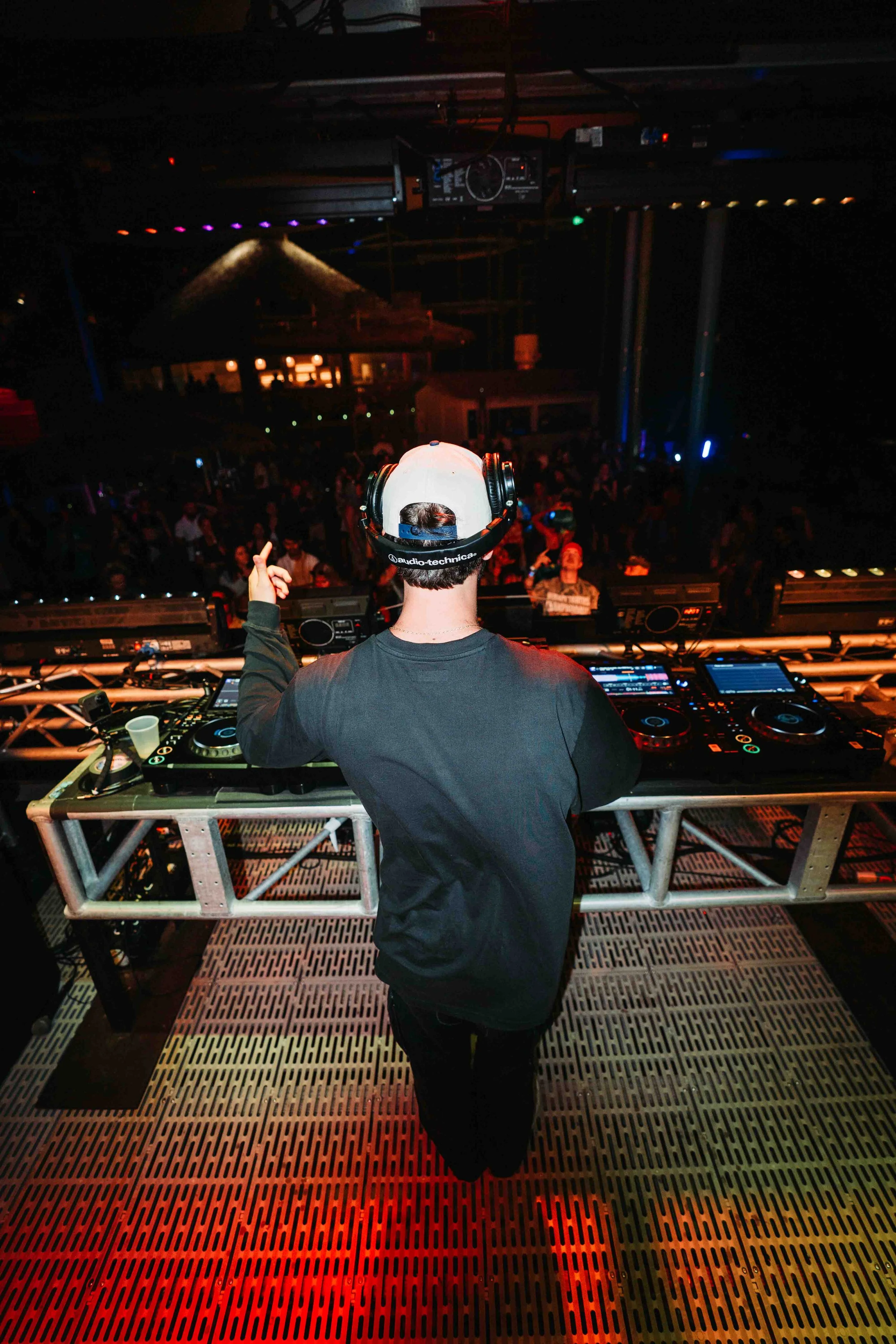 dannyteemedia-7304584.JPG