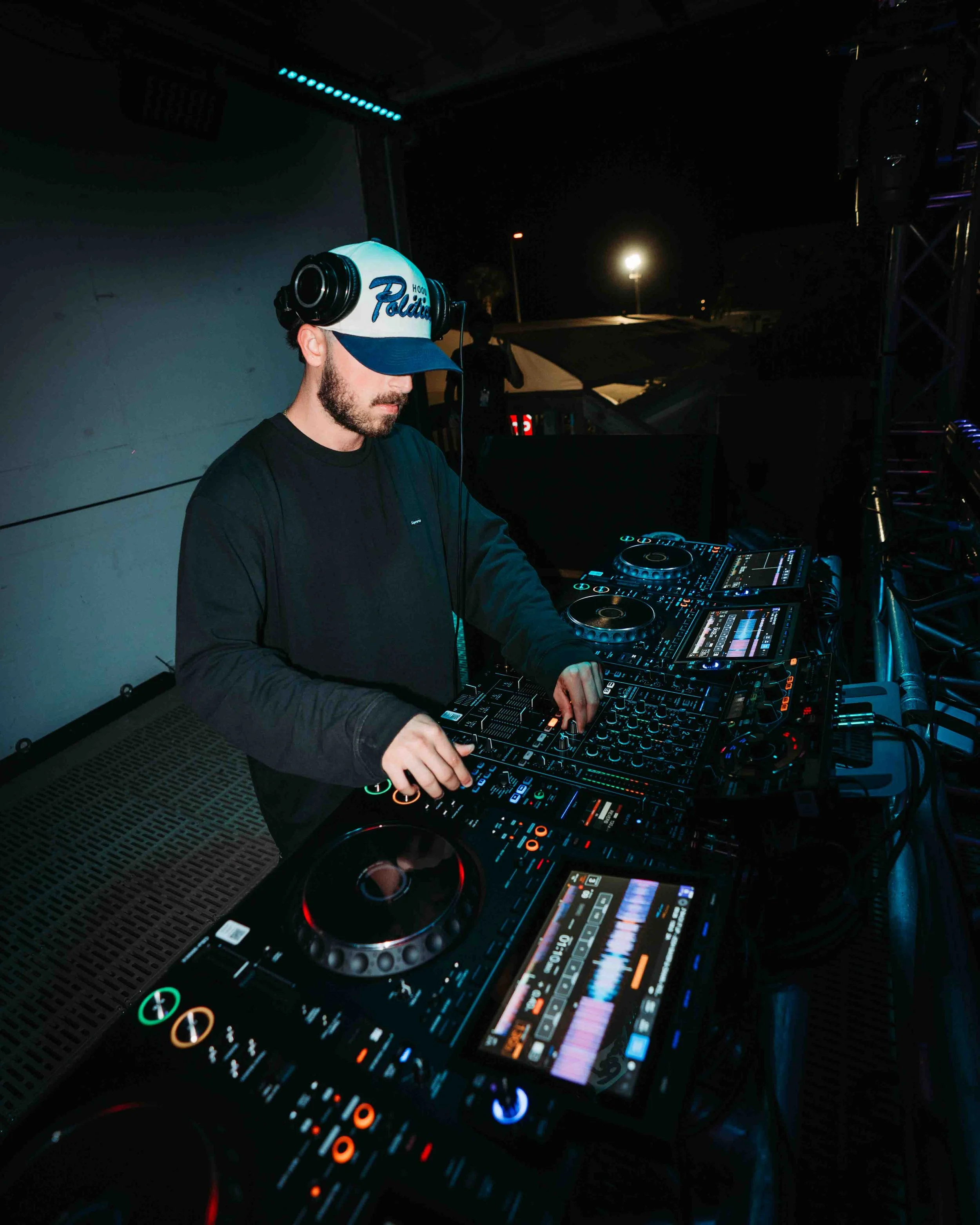 dannyteemedia-7304526.JPG
