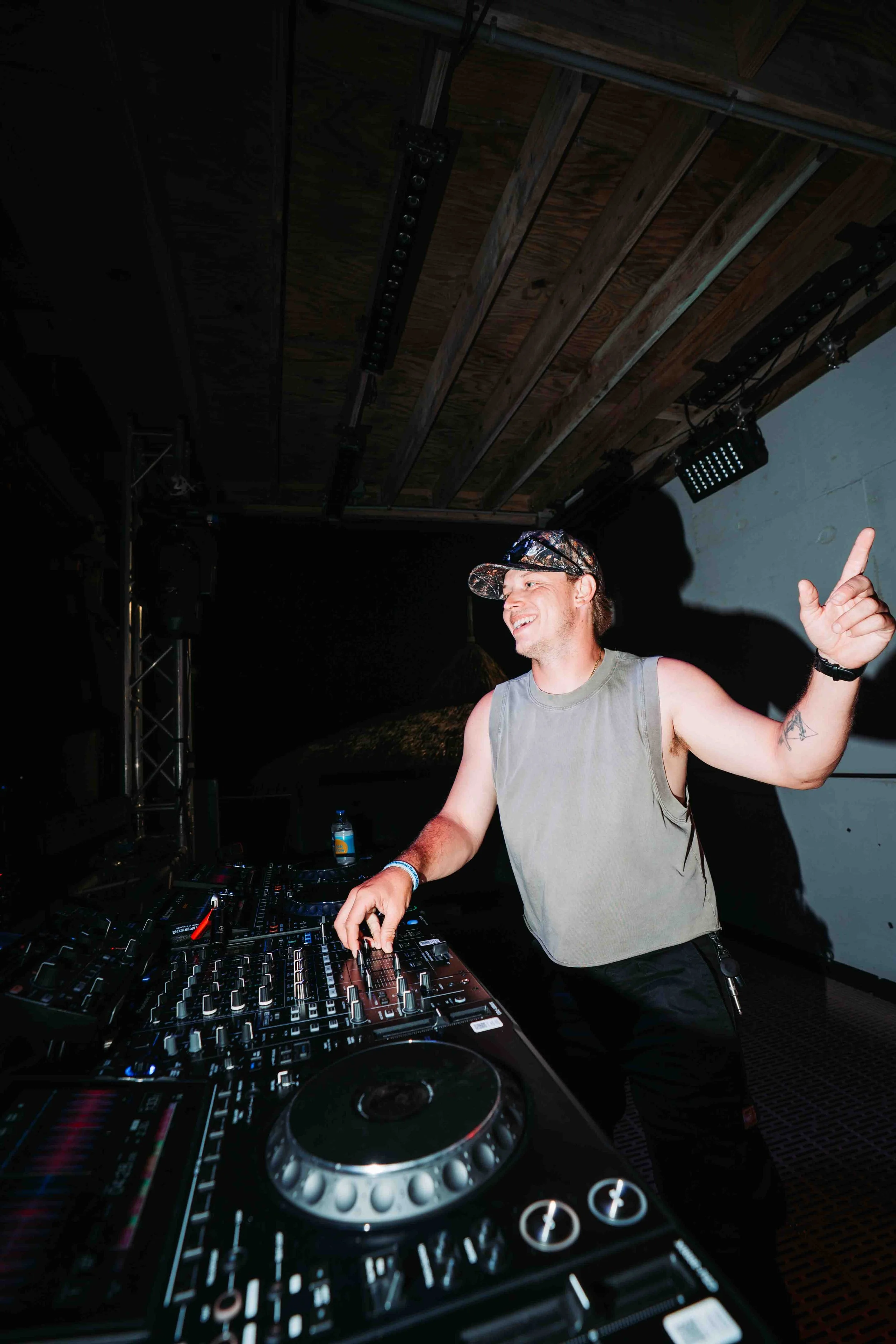 dannyteemedia-7304241.JPG