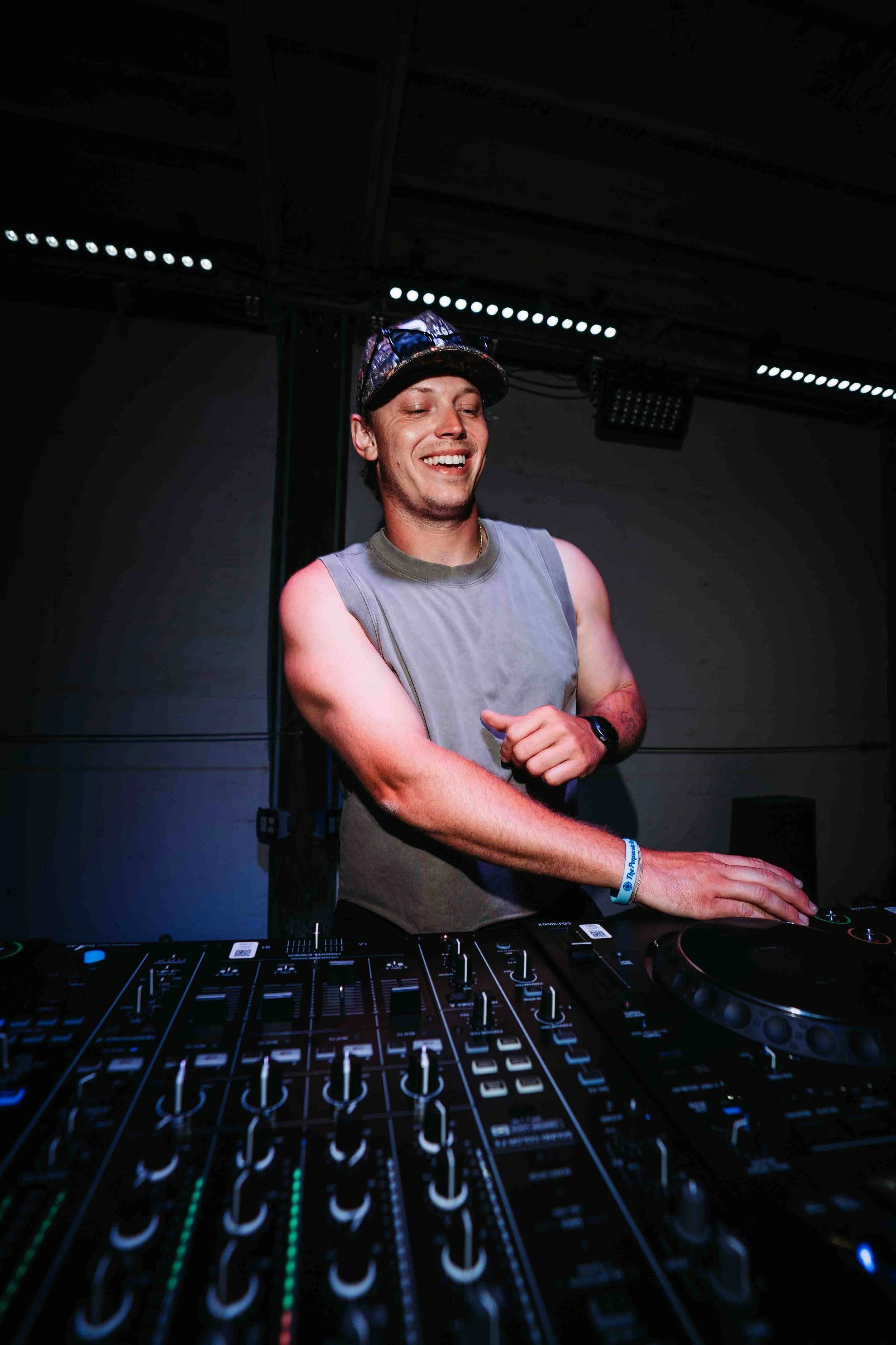 dannyteemedia-7304264.JPG