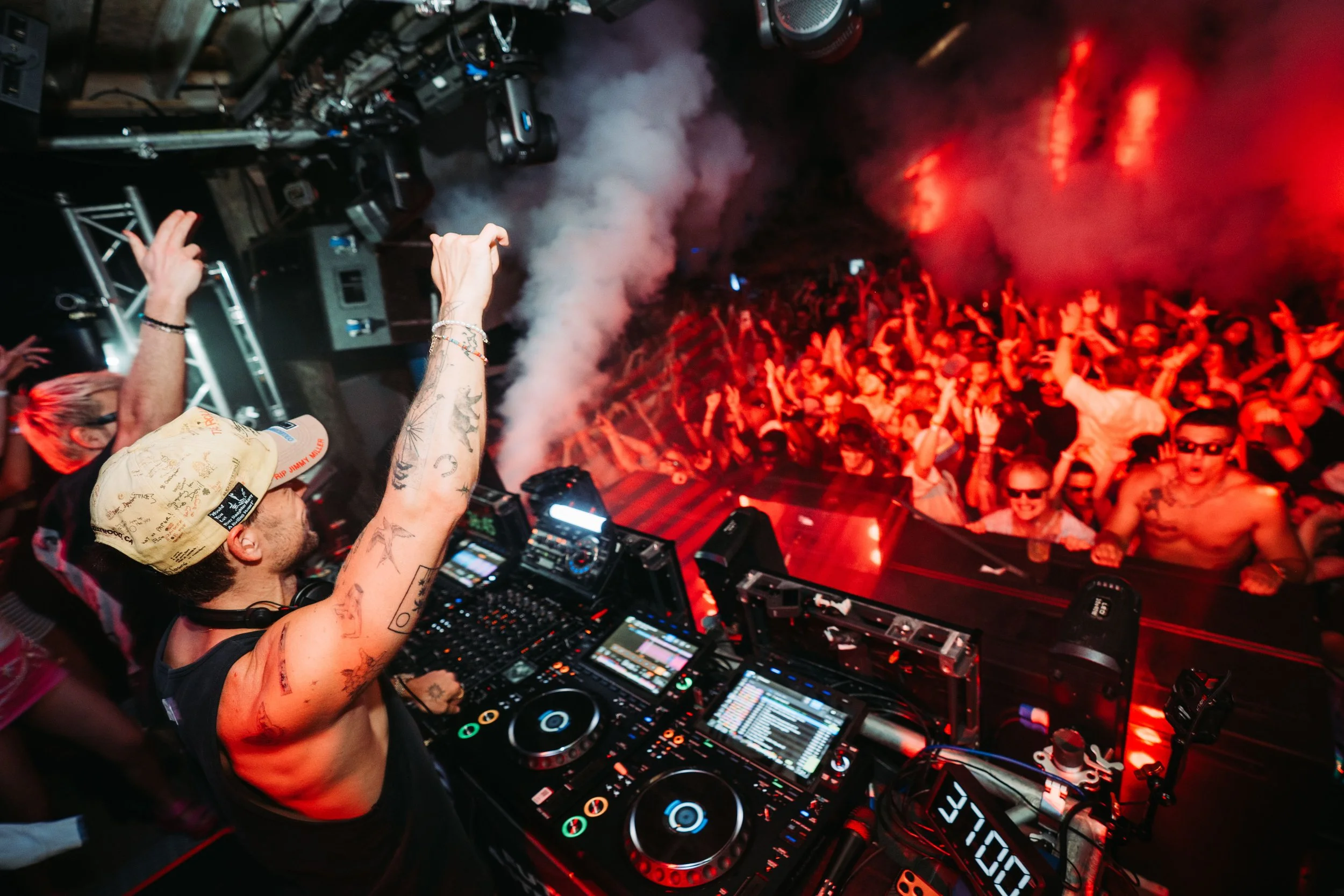 dannyteemedia-7301731.JPG