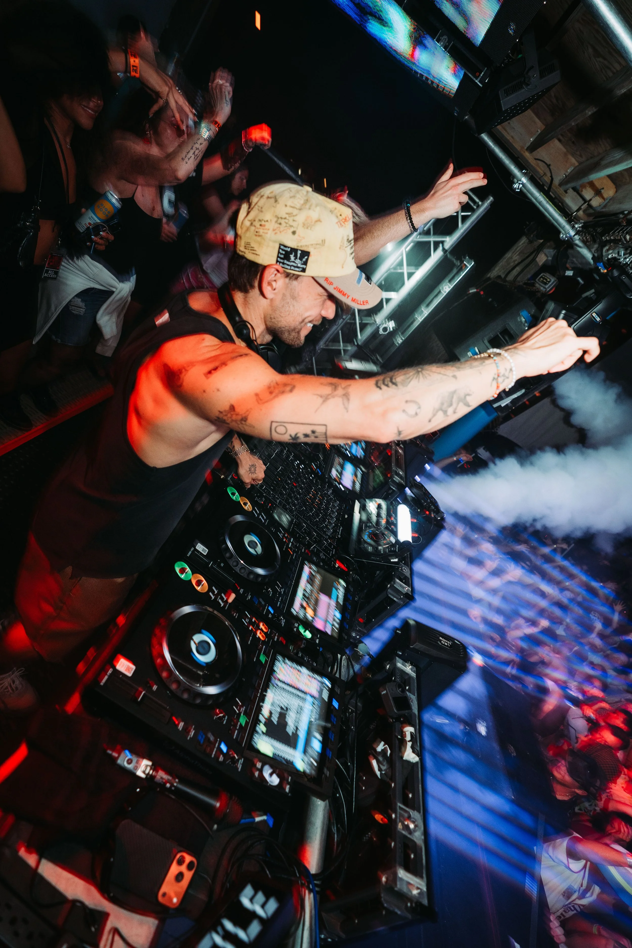 dannyteemedia-7301728.JPG