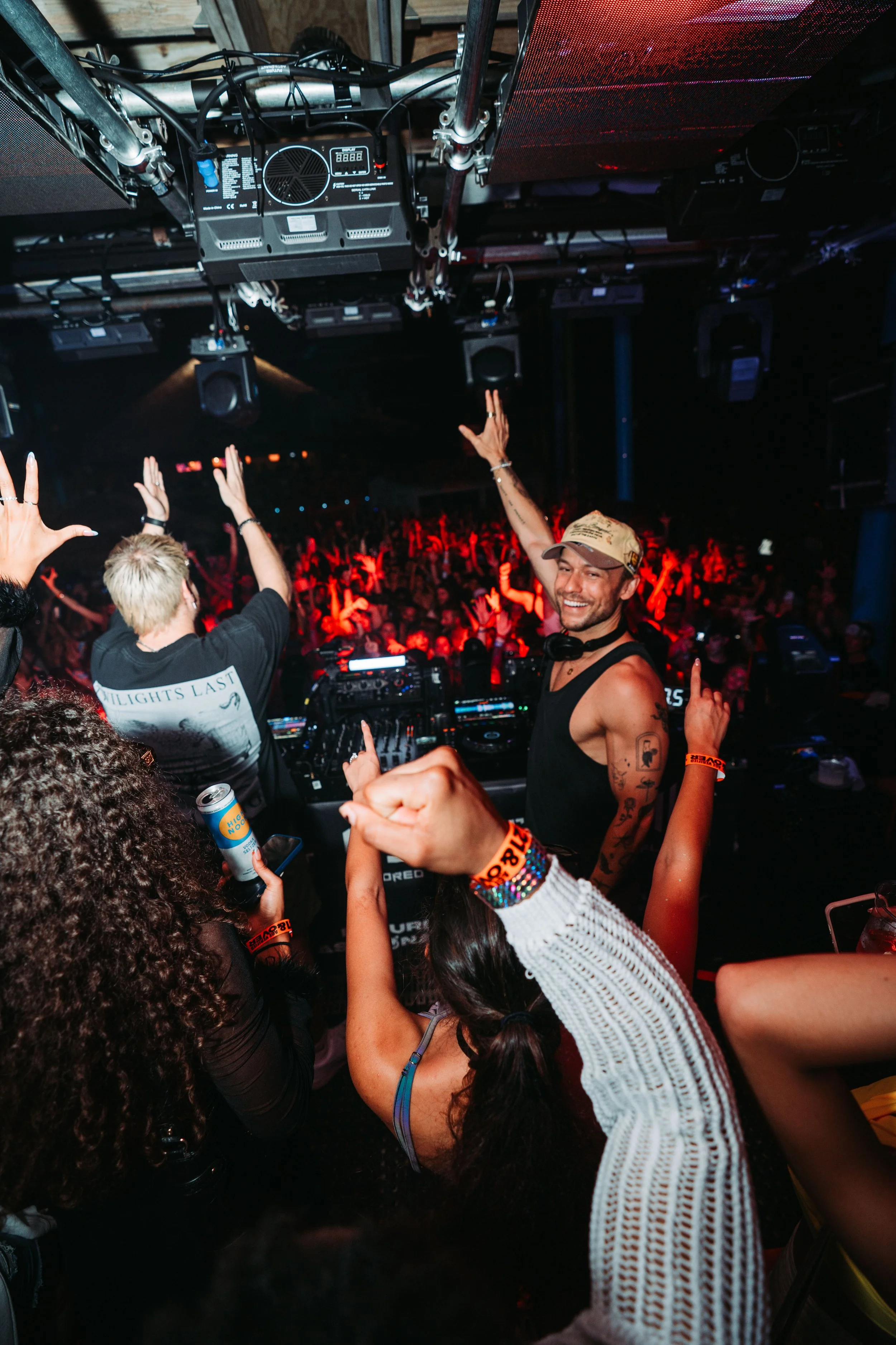 dannyteemedia-7301495.JPG