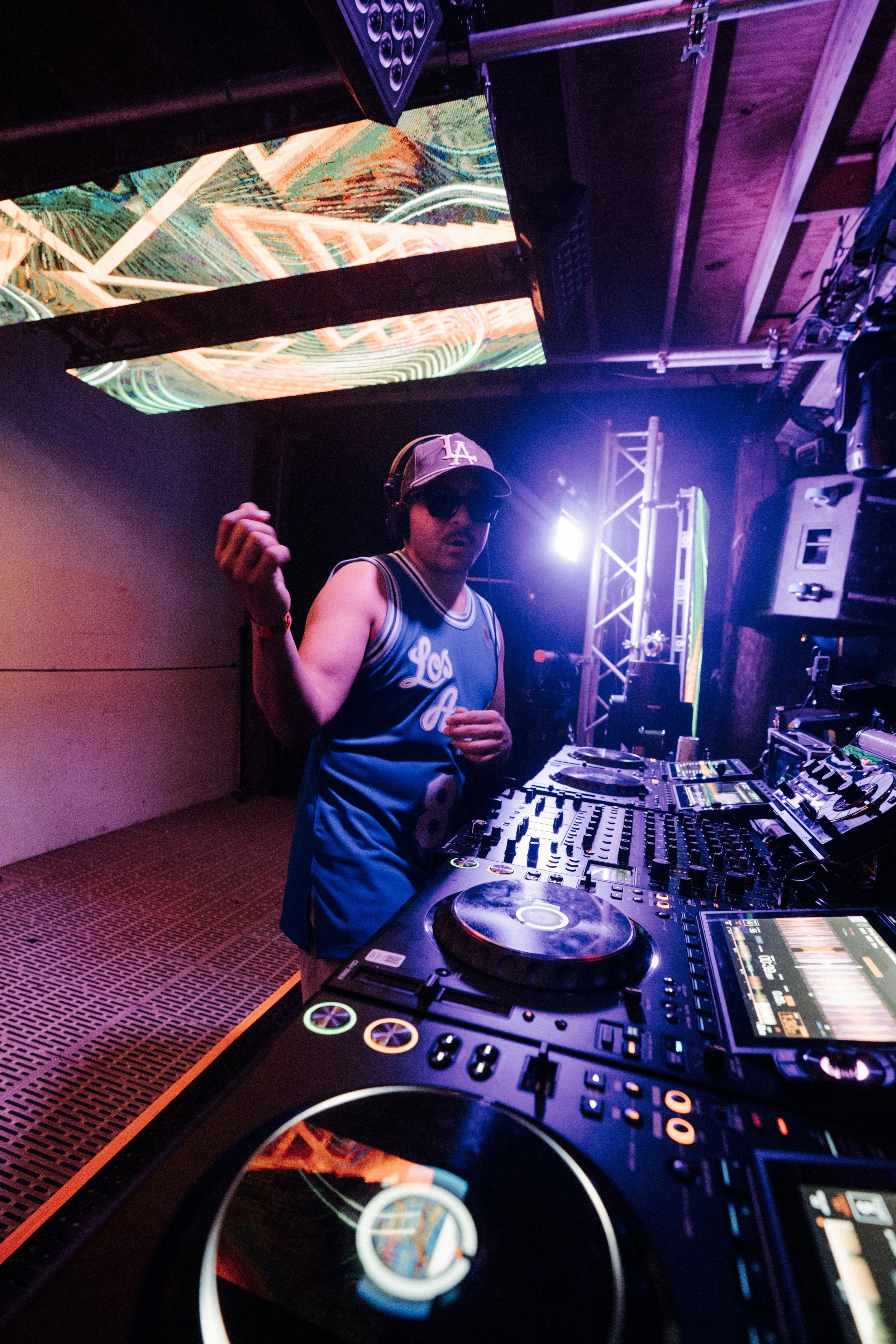 dannyteemedia-7300655.JPG