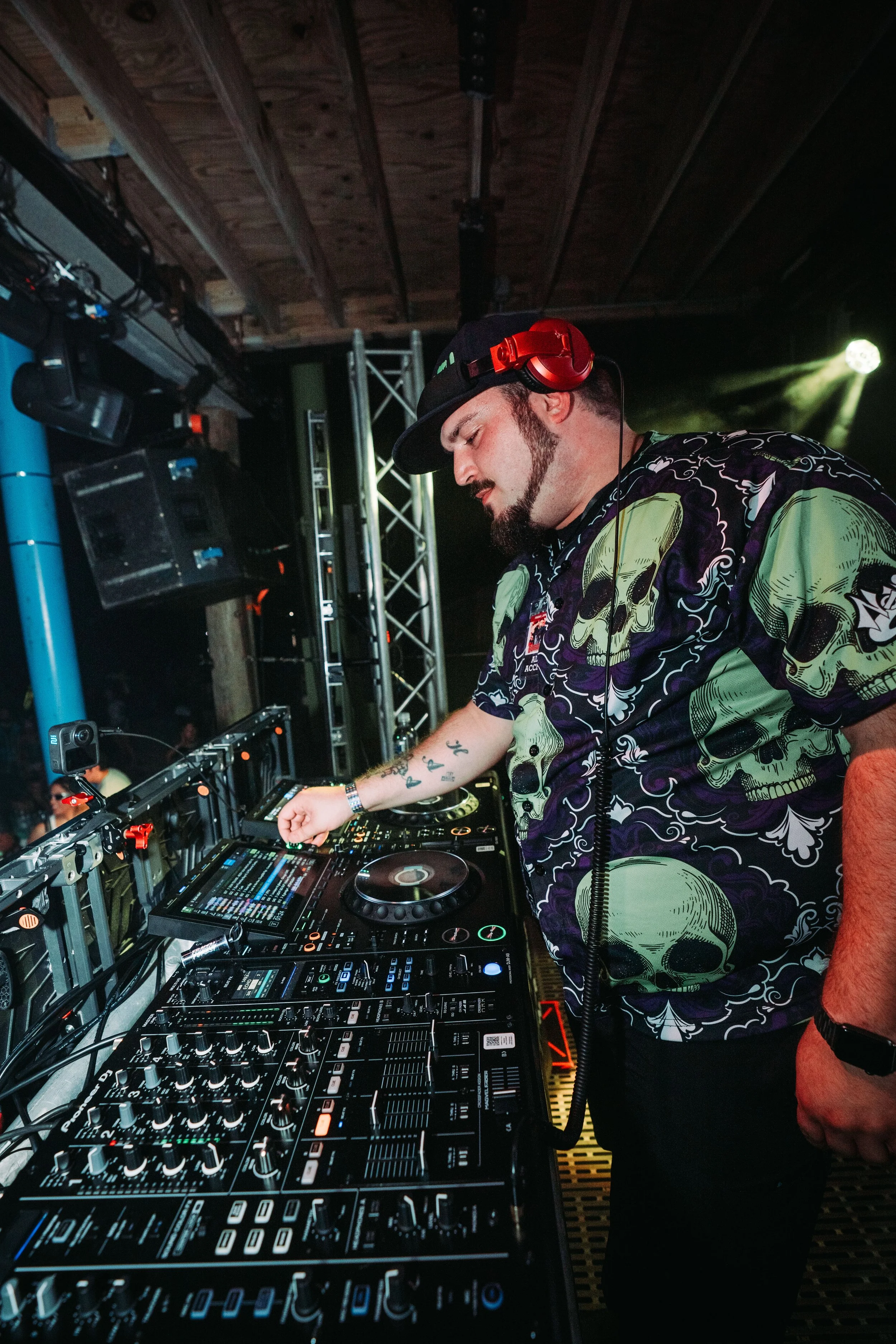 dannyteemedia-7303860.JPG