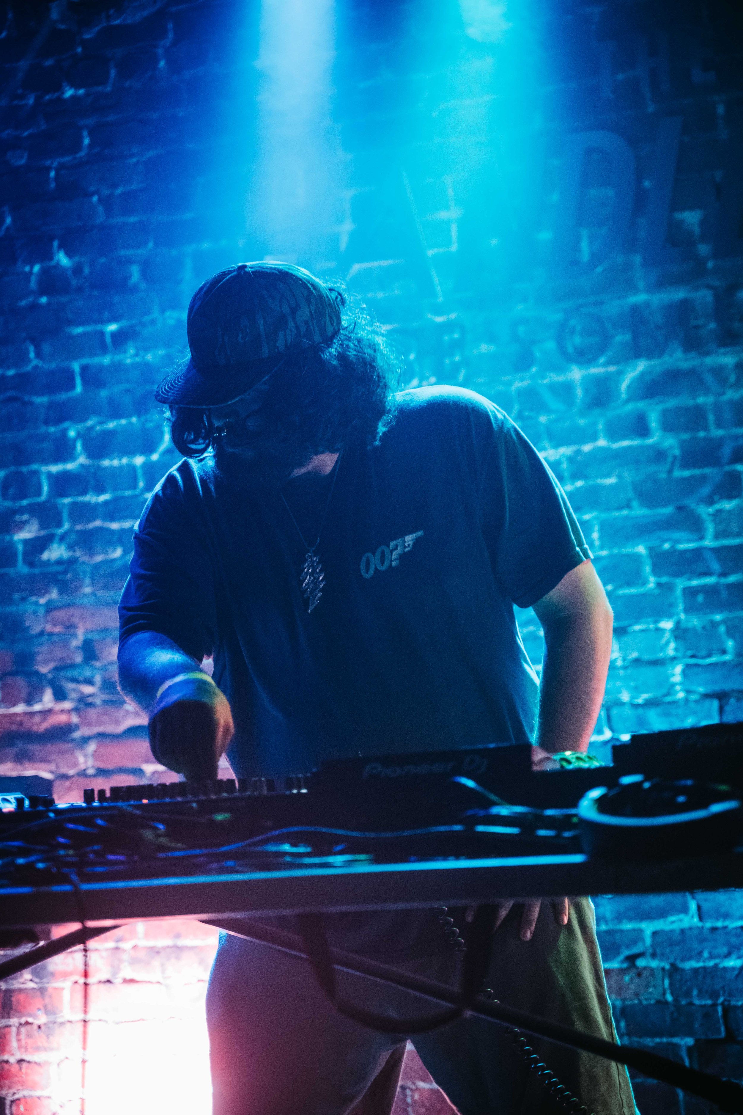 dannyteemedia-7305994.JPG