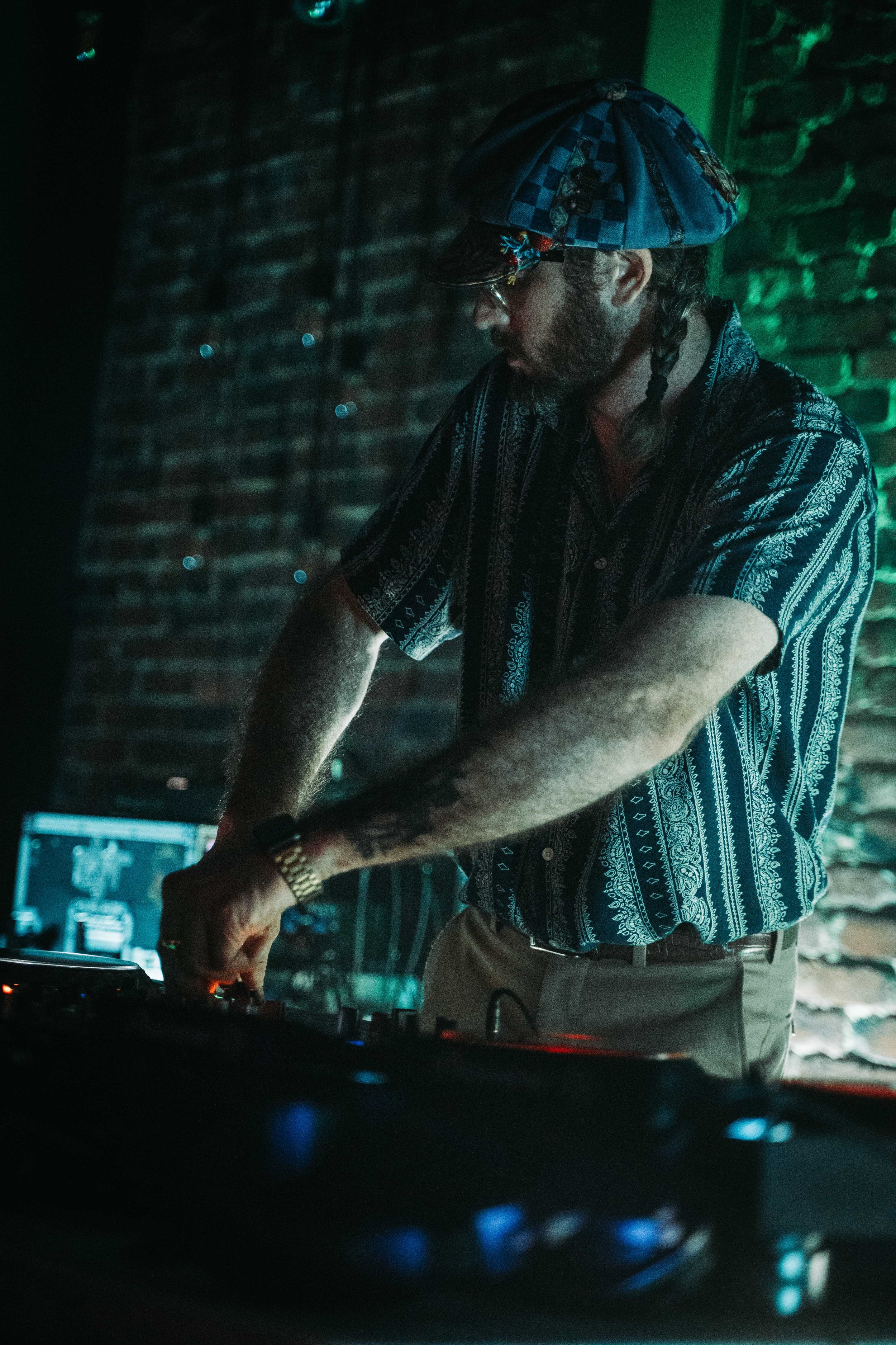 dannyteemedia-7305942.JPG