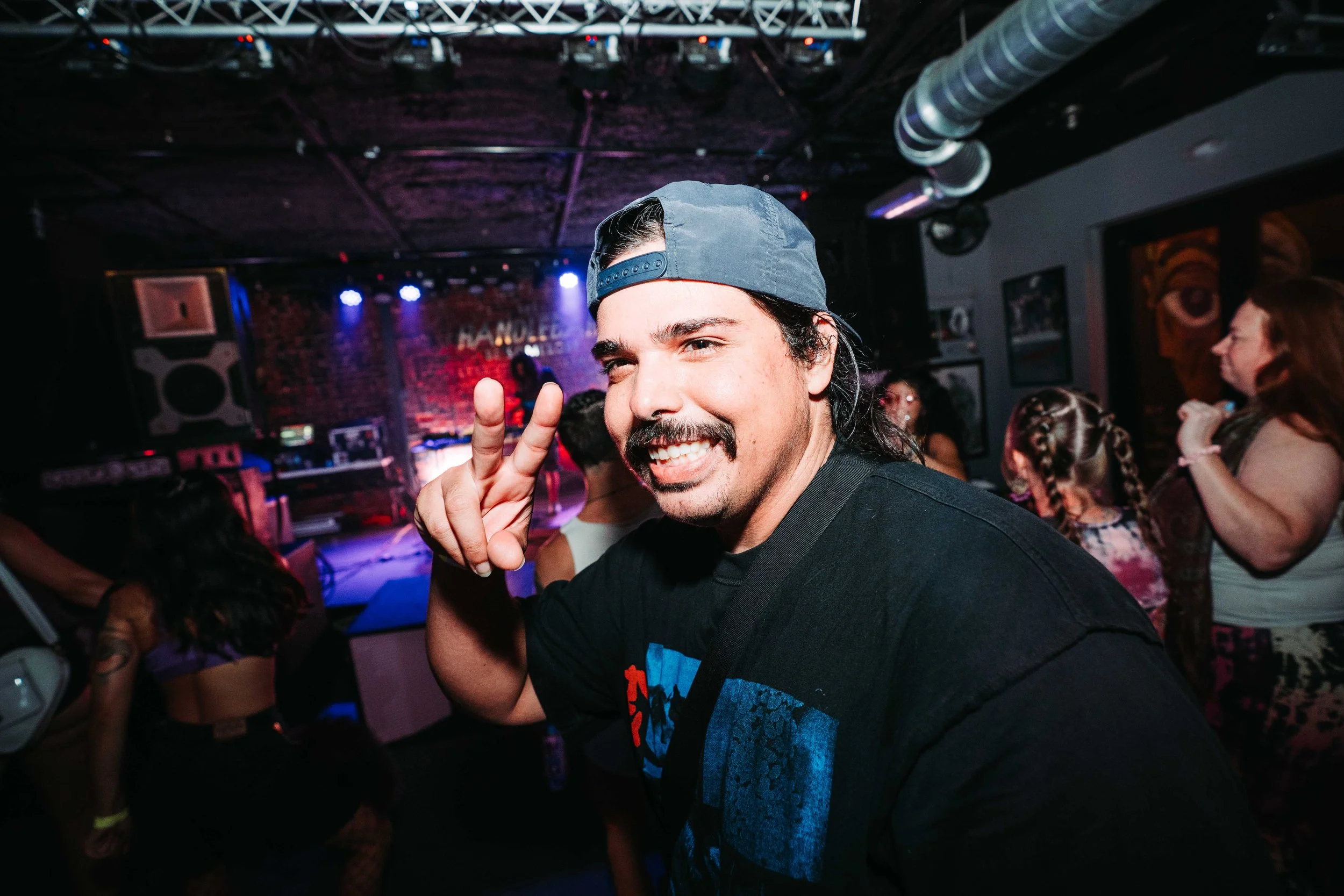 dannyteemedia-7305813.JPG